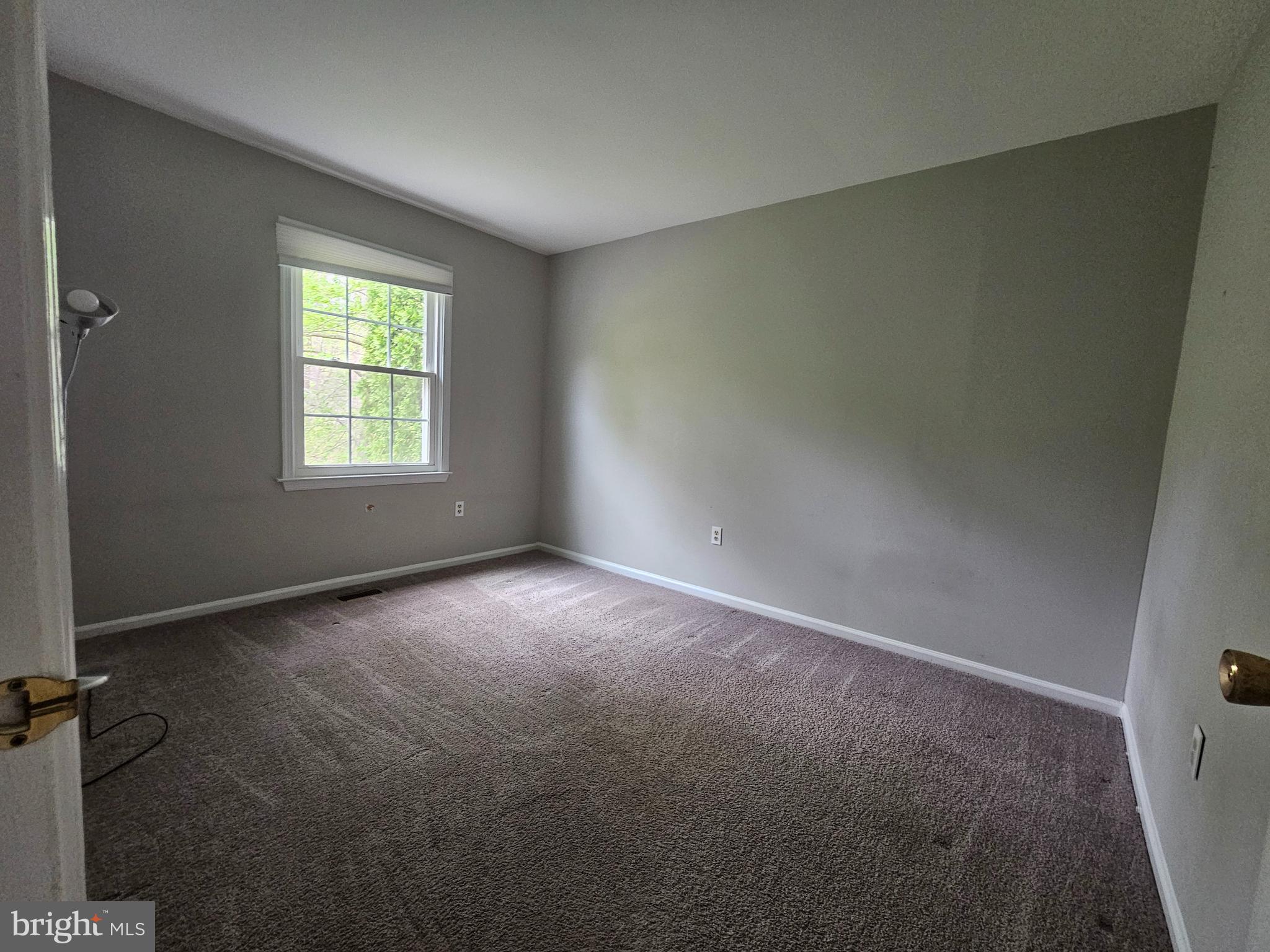 OLD MILL COMMUNITY - Residential Lease