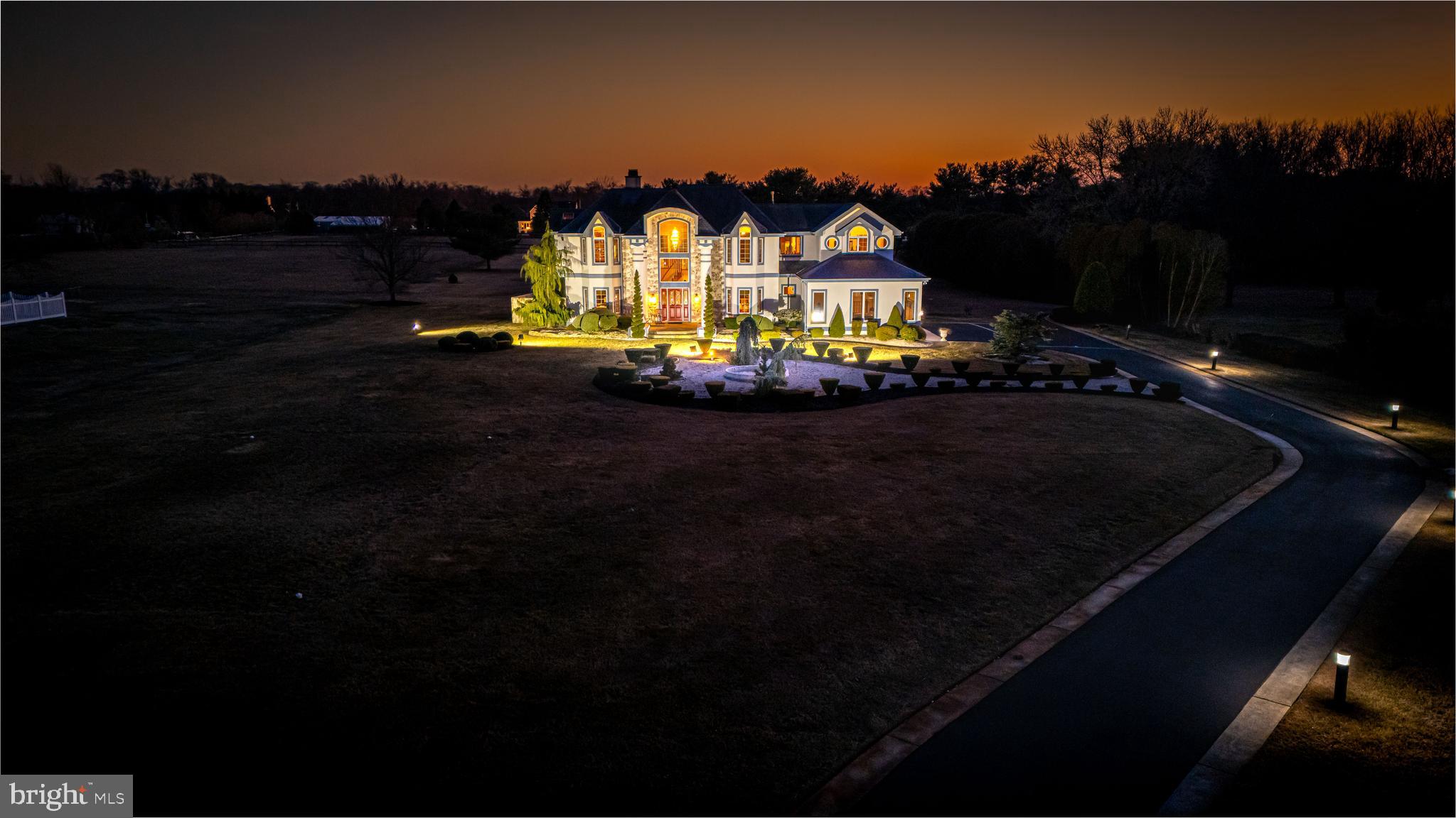 4491 E CHESTNUT AVENUE