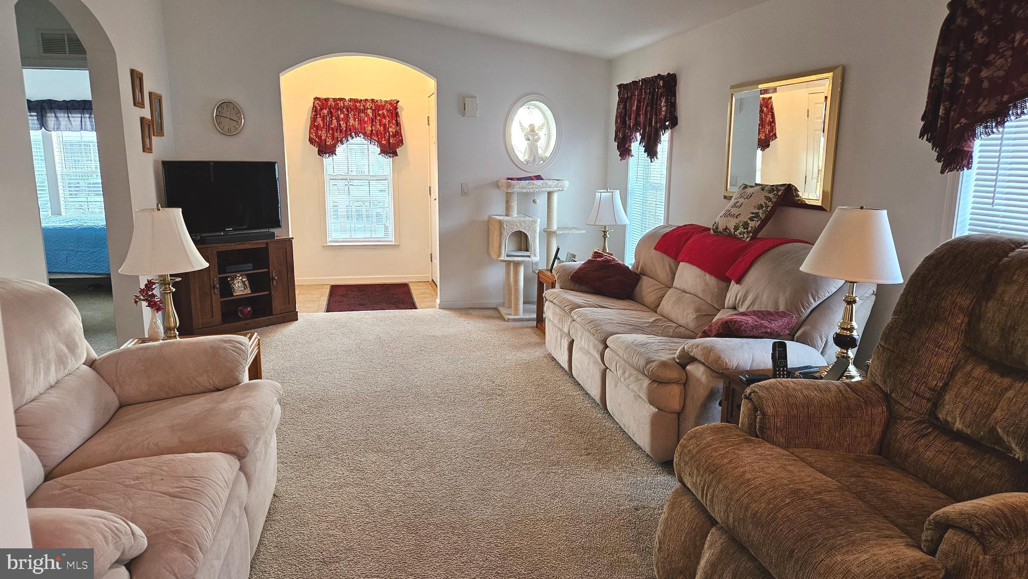 926 APPLEBERRY DRIVE