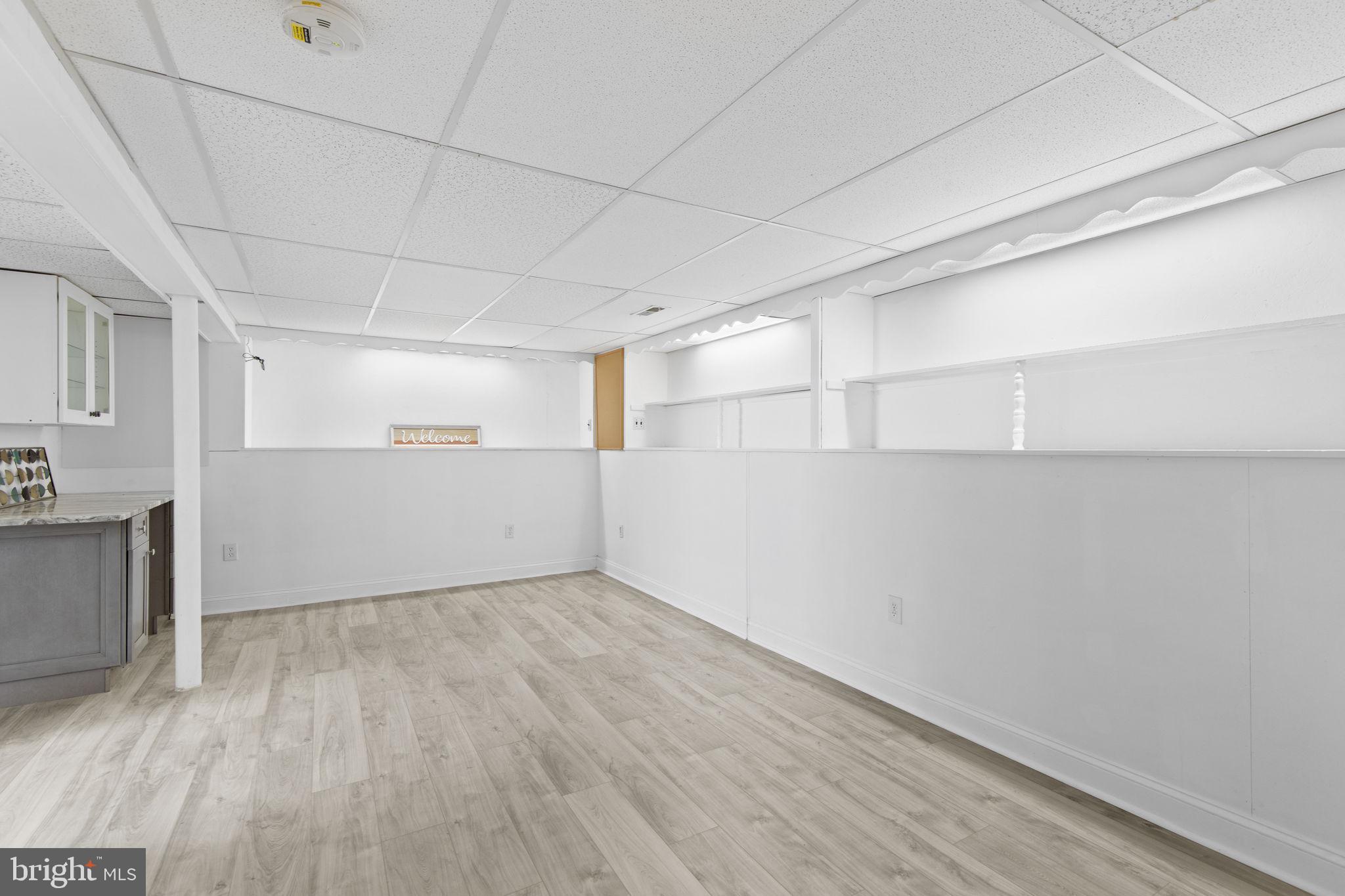 HILLENDALE PARK - Residential