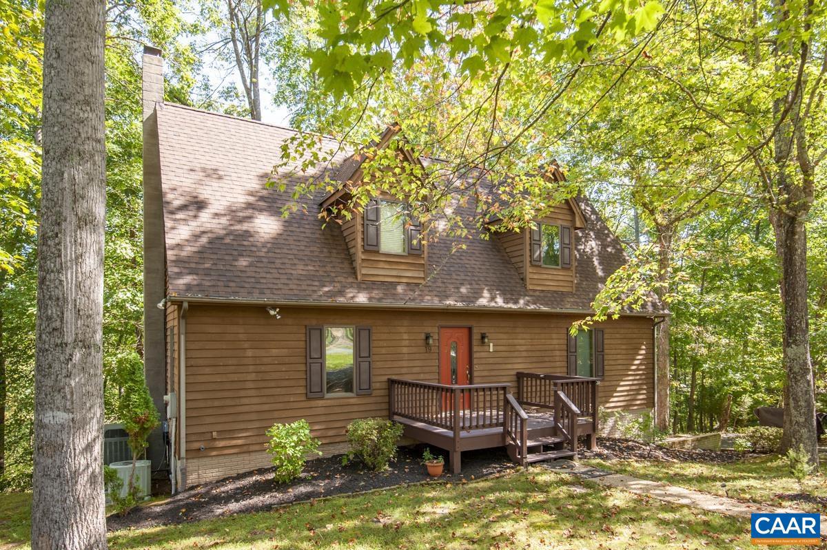 LAKE MONTICELLO - Residential