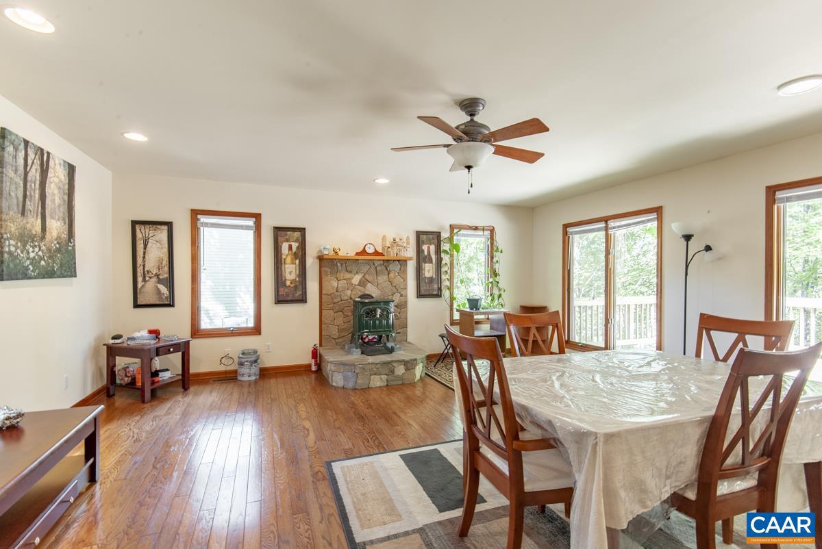 LAKE MONTICELLO - Residential