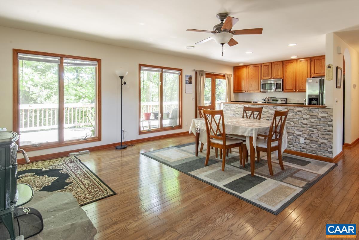 LAKE MONTICELLO - Residential