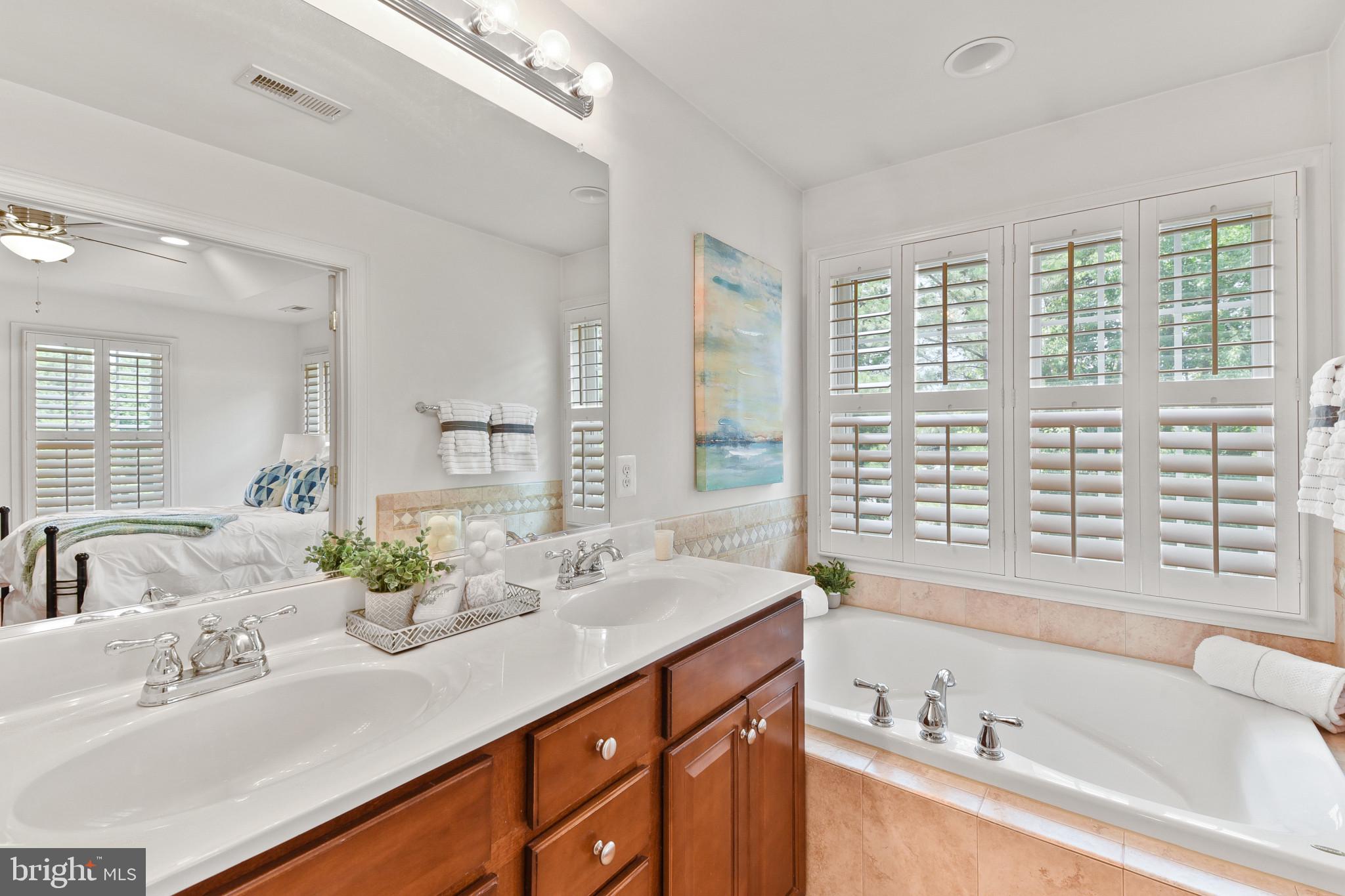 ADMIRALS VIEW - Residential