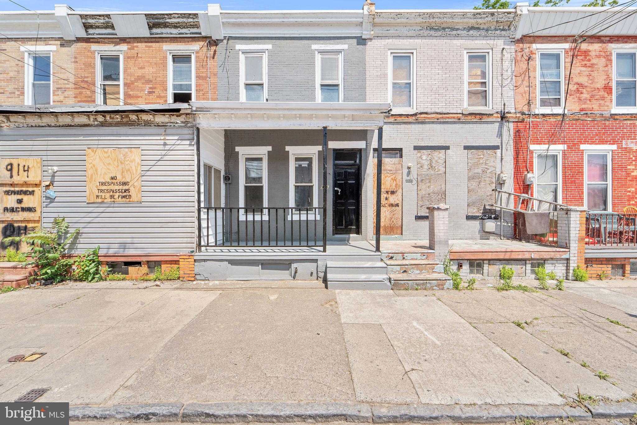 916 S 8TH STREET
