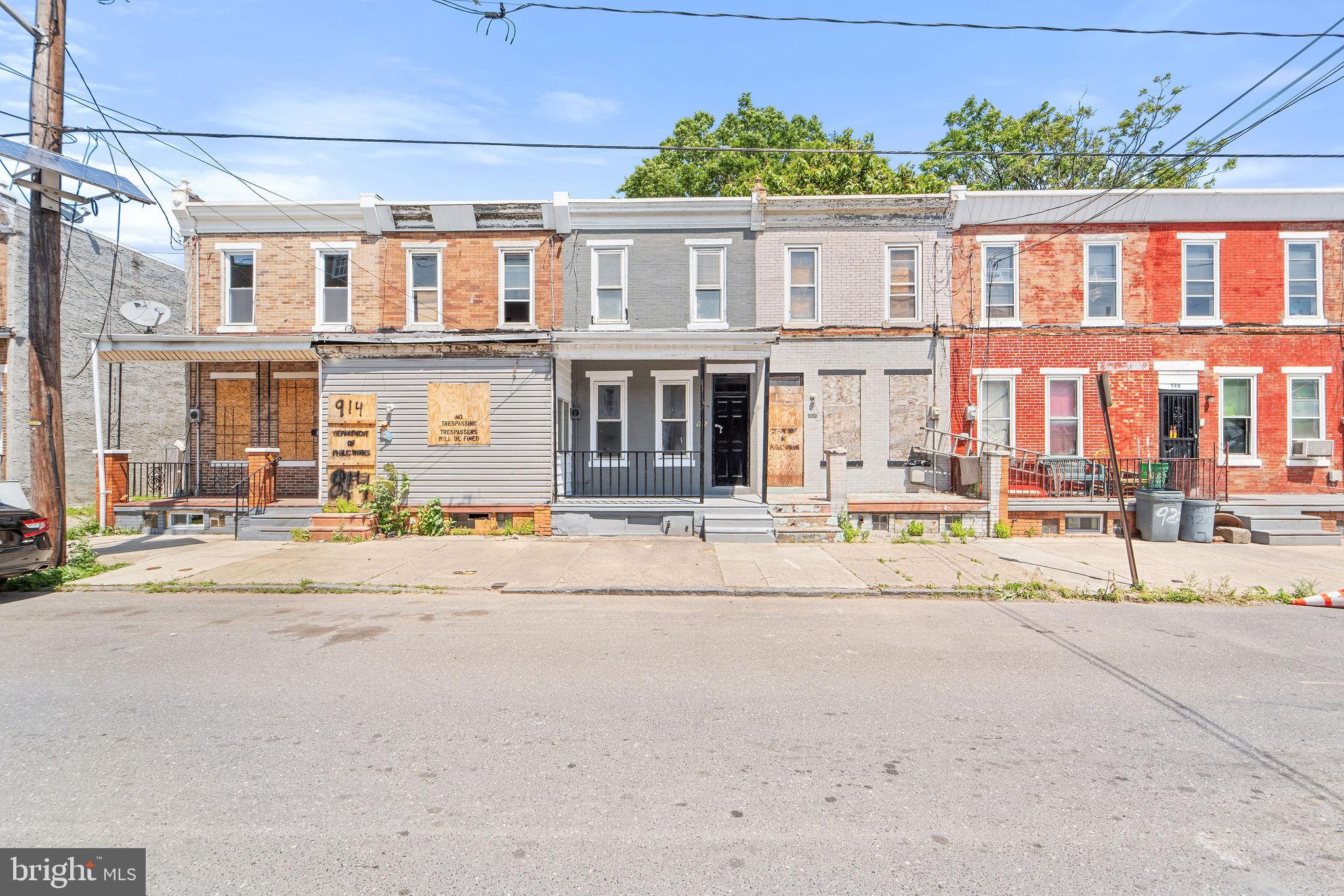 916 S 8TH STREET