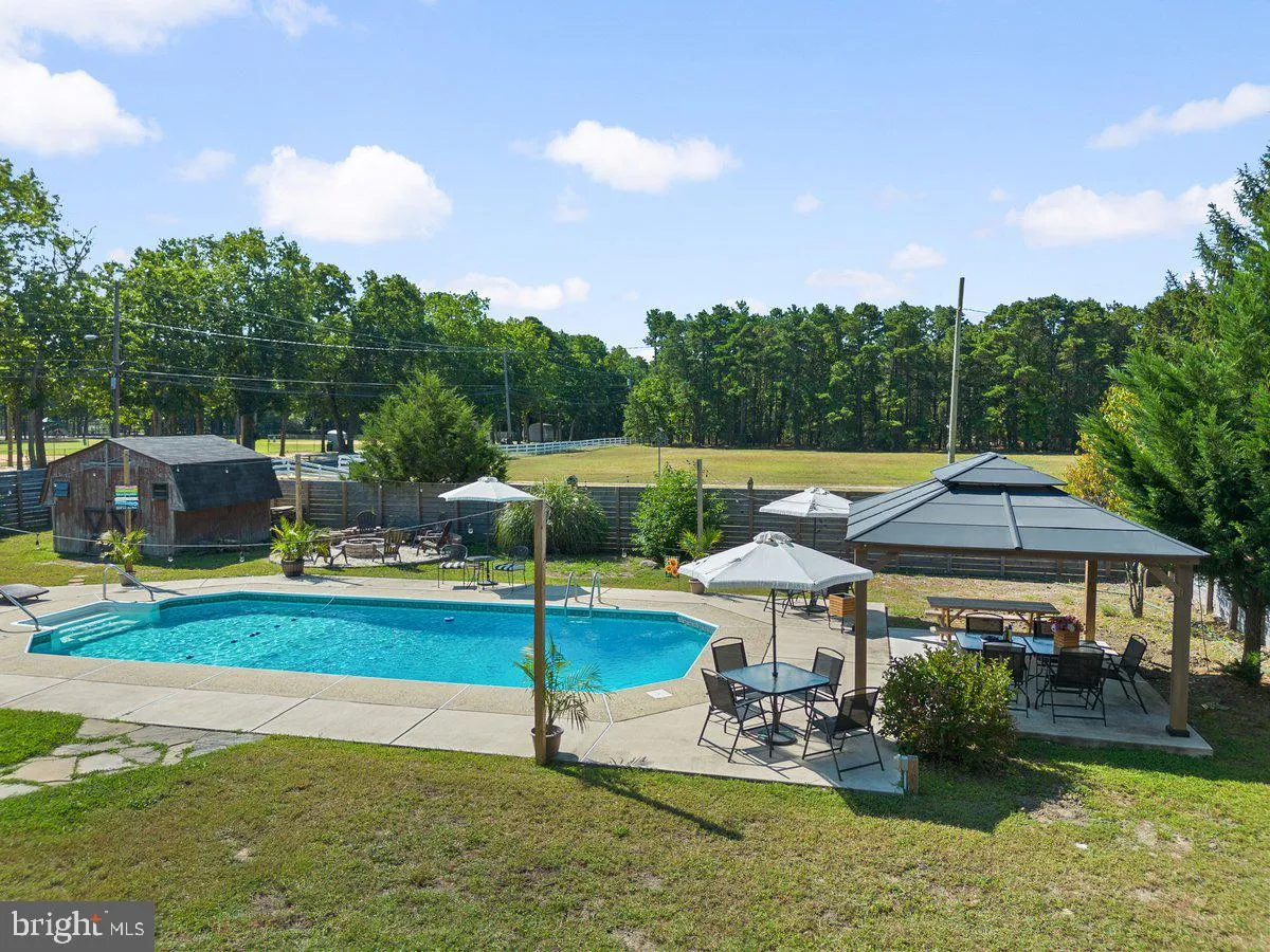 Atco, New Jersey 08004, United States, 4 Bedrooms Bedrooms, ,2 BathroomsBathrooms,Residential,Active,149809