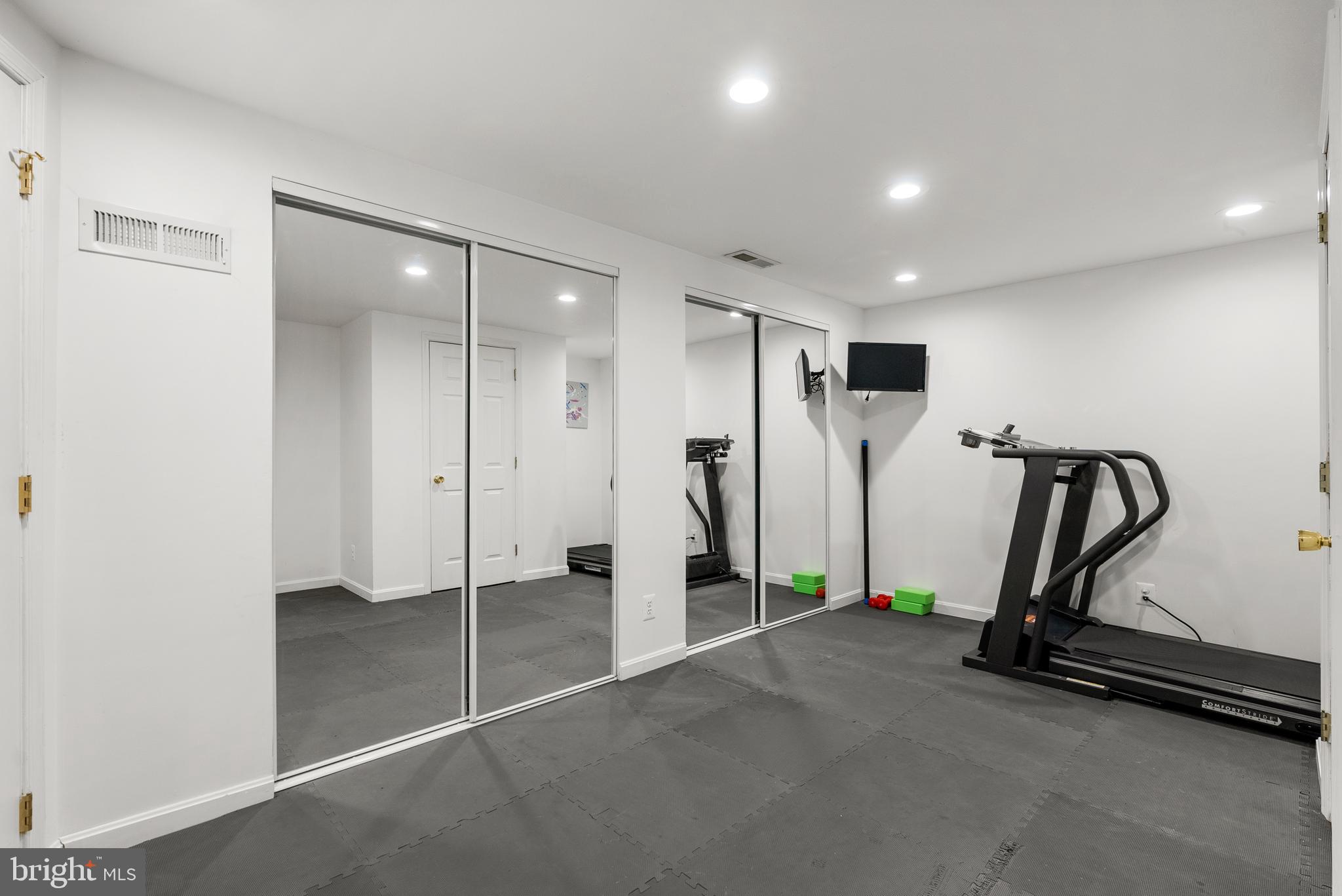 BRANCH HILL - Residential