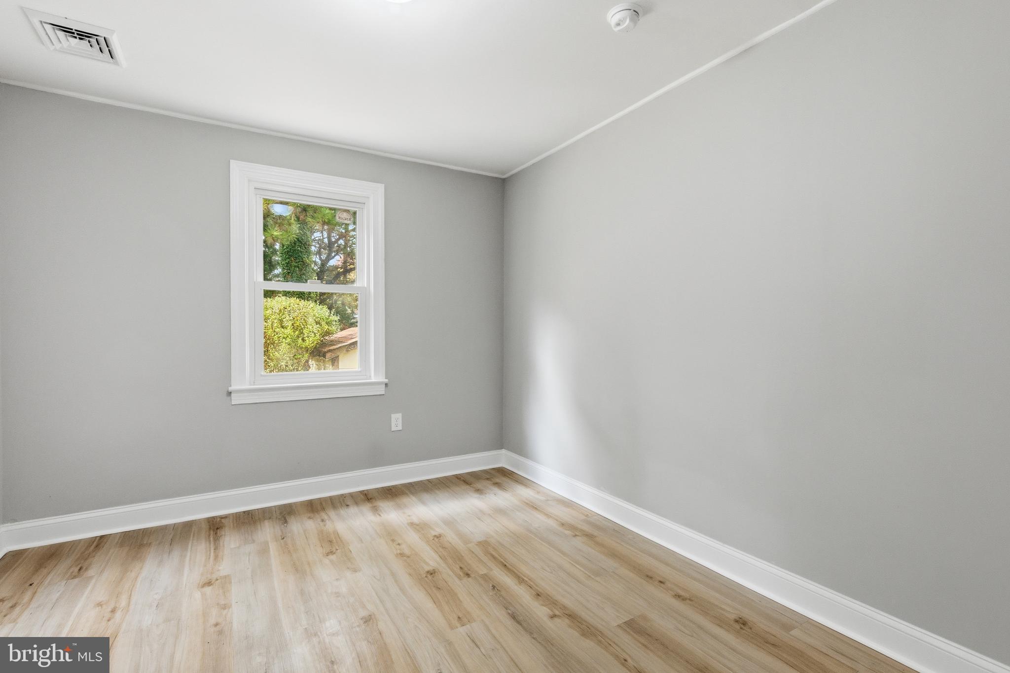 ST. INIGOES - Residential