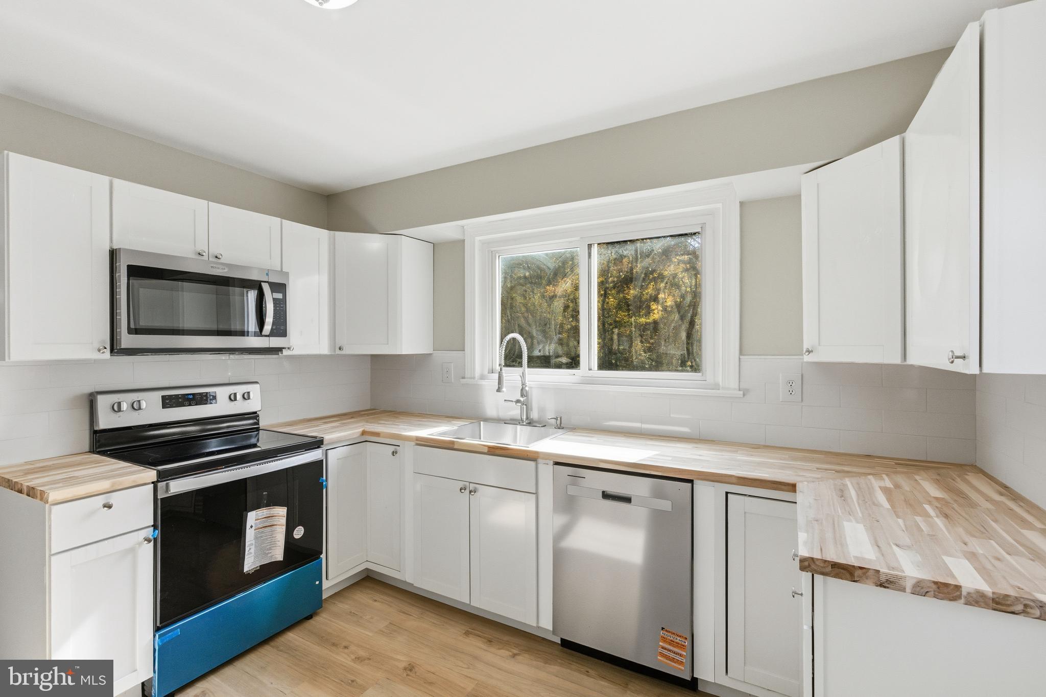 ST. INIGOES - Residential