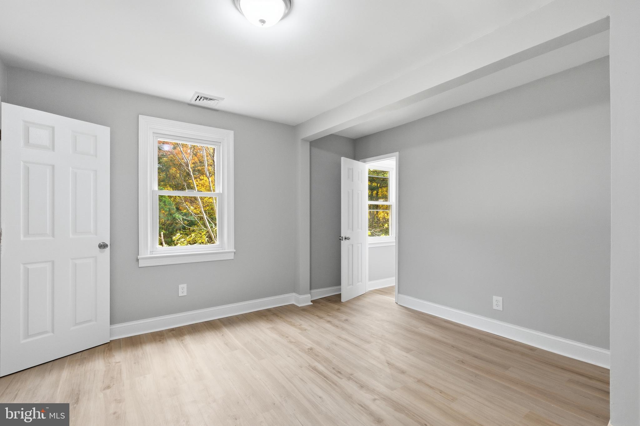 ST. INIGOES - Residential