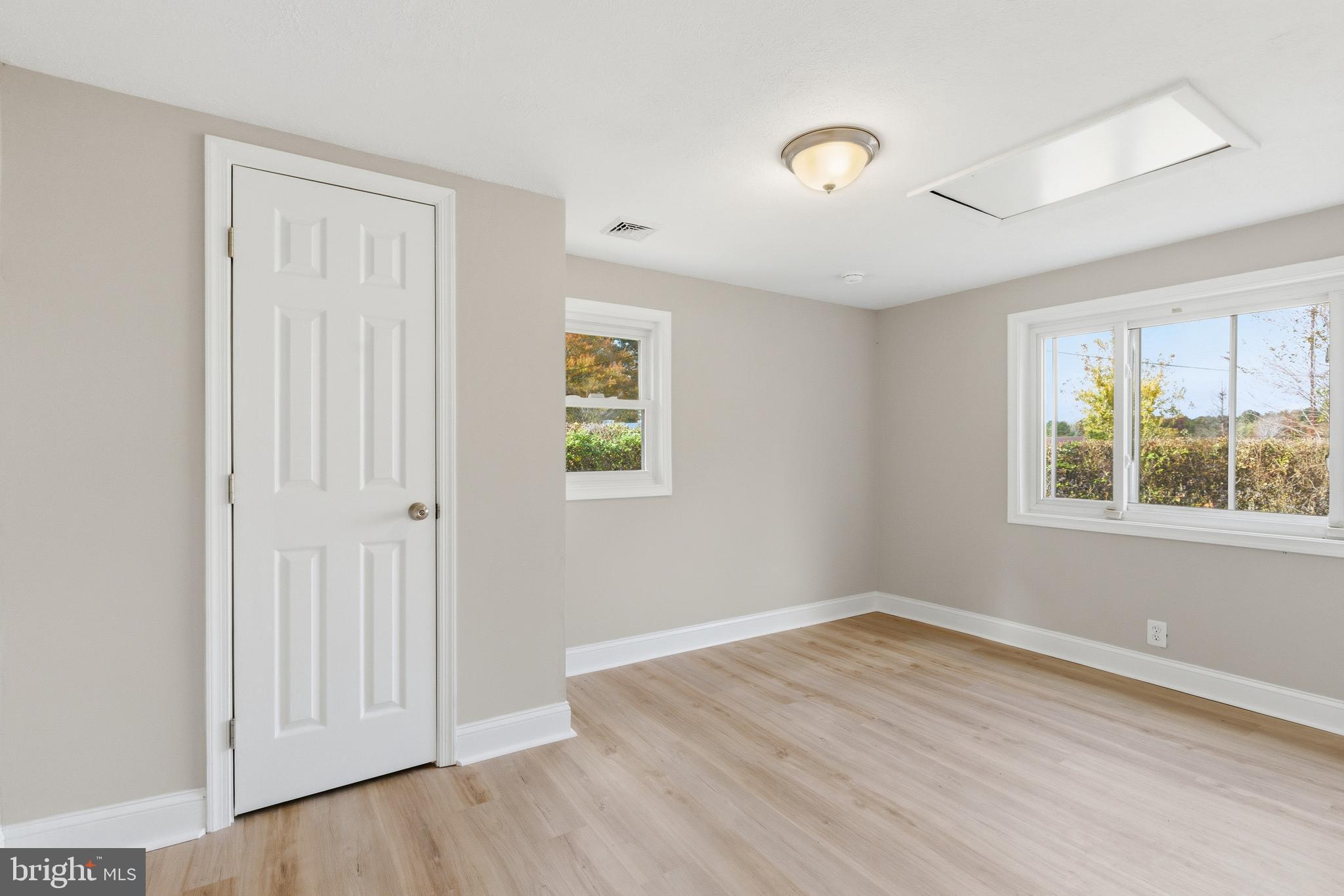 ST. INIGOES - Residential