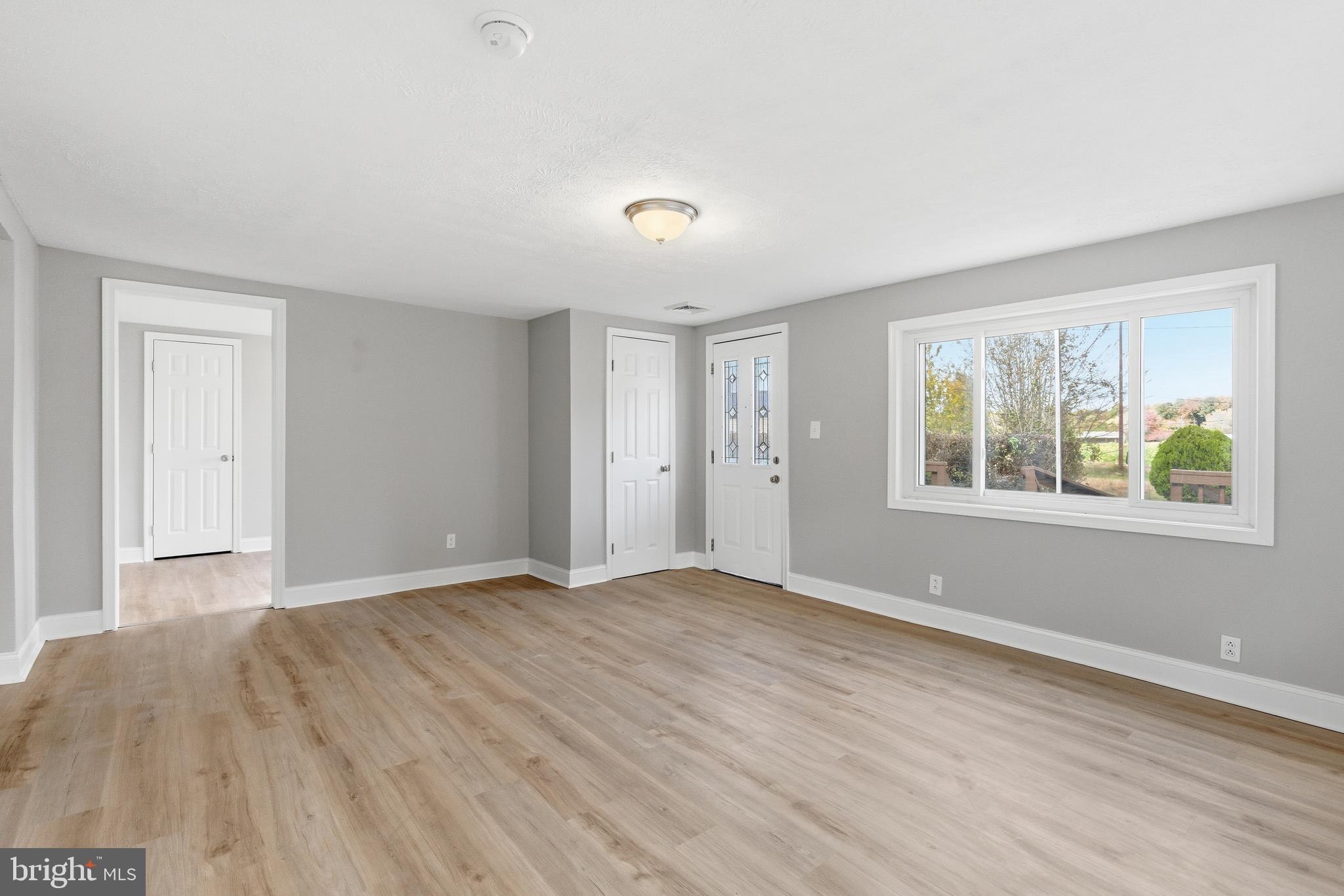 ST. INIGOES - Residential