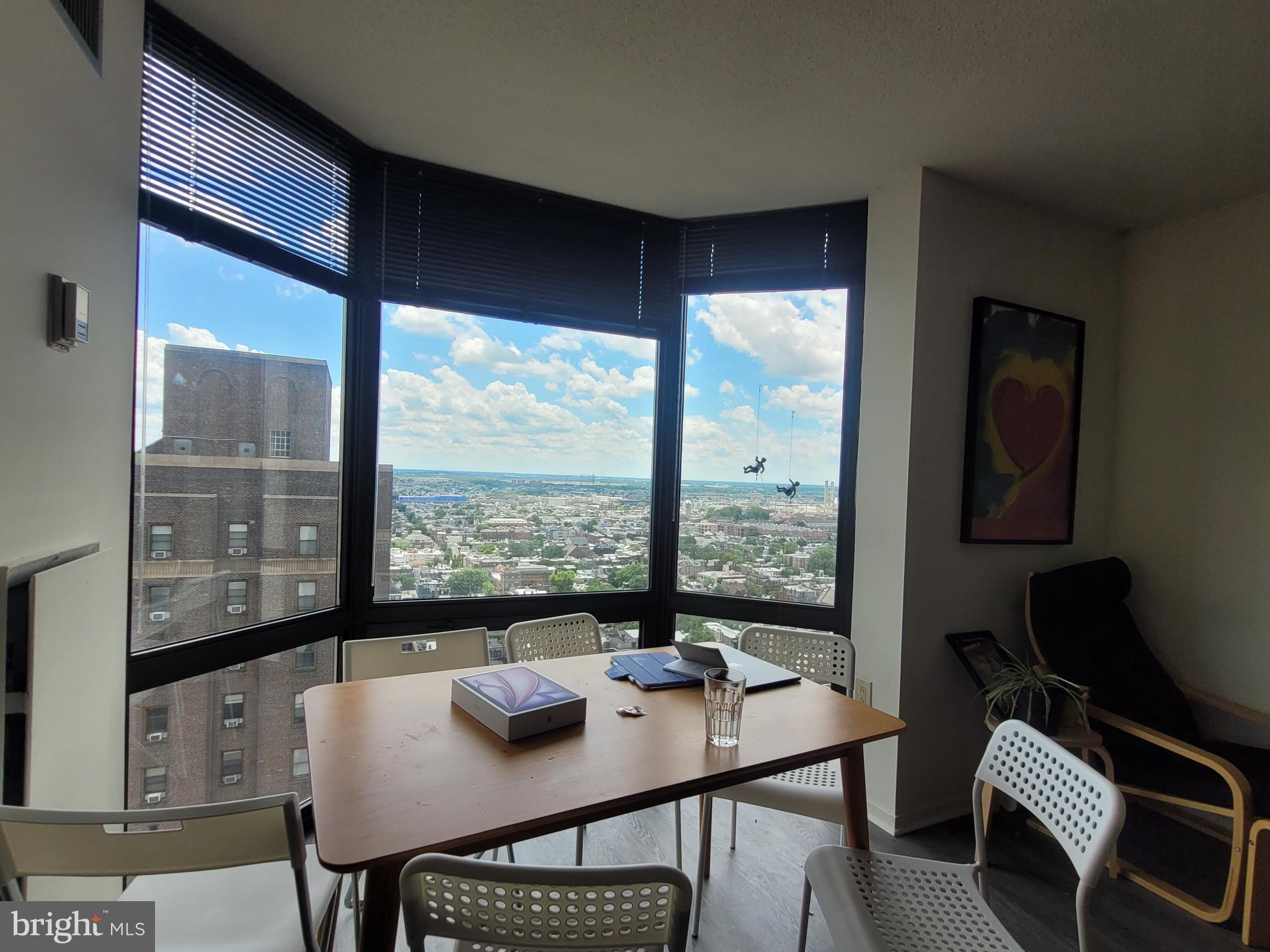 RITTENHOUSE SQUARE - Residential Lease