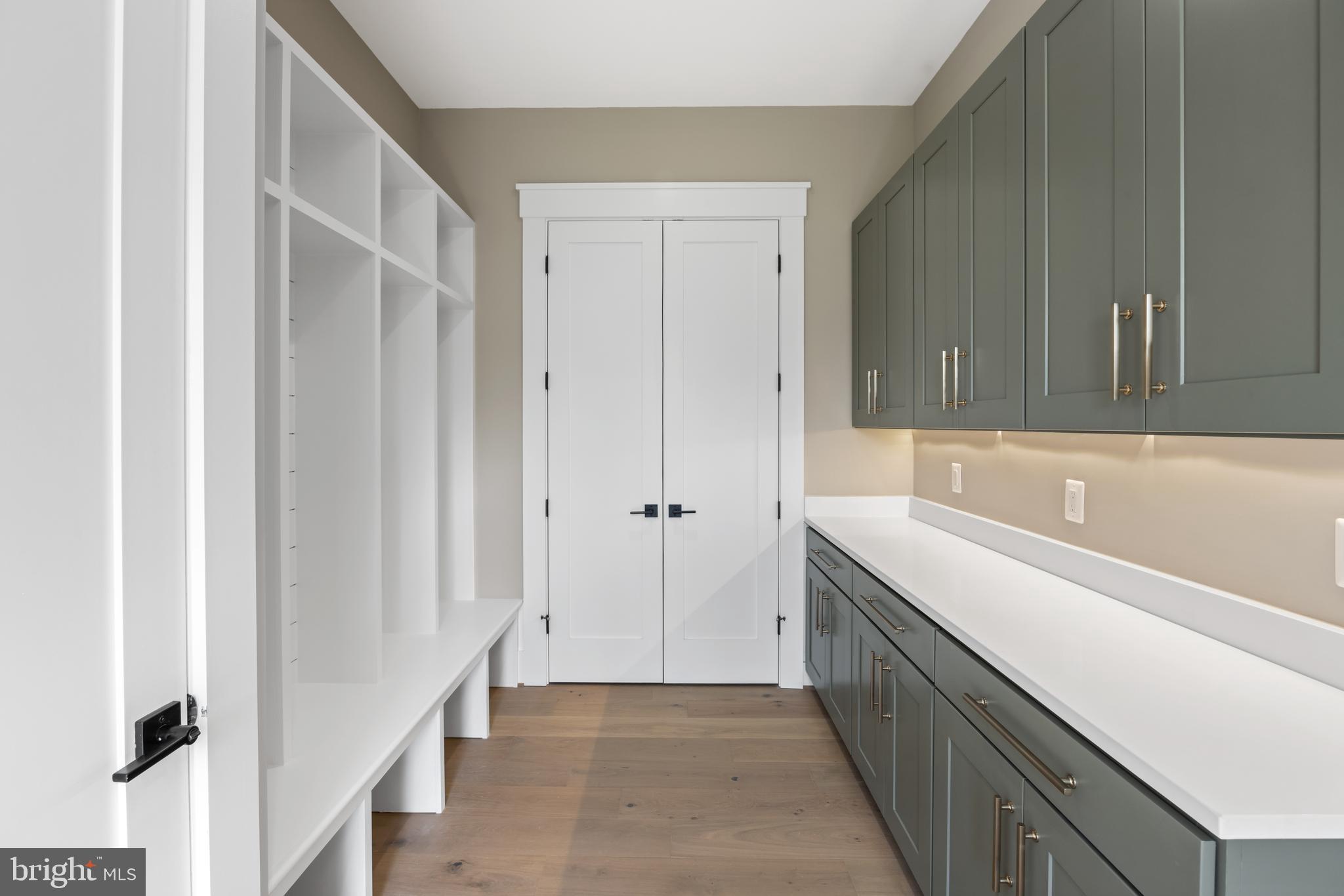 BOULEVARD ACRES - Residential