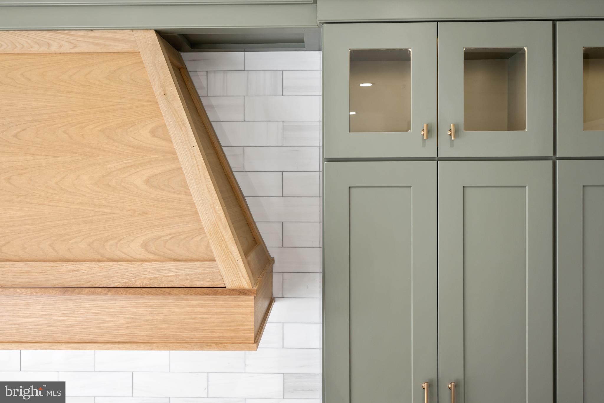 BOULEVARD ACRES - Residential