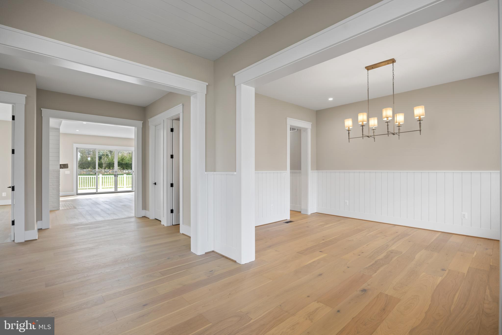 BOULEVARD ACRES - Residential