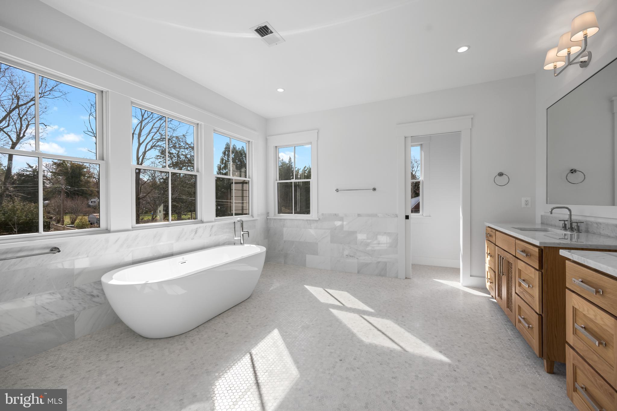 BOULEVARD ACRES - Residential