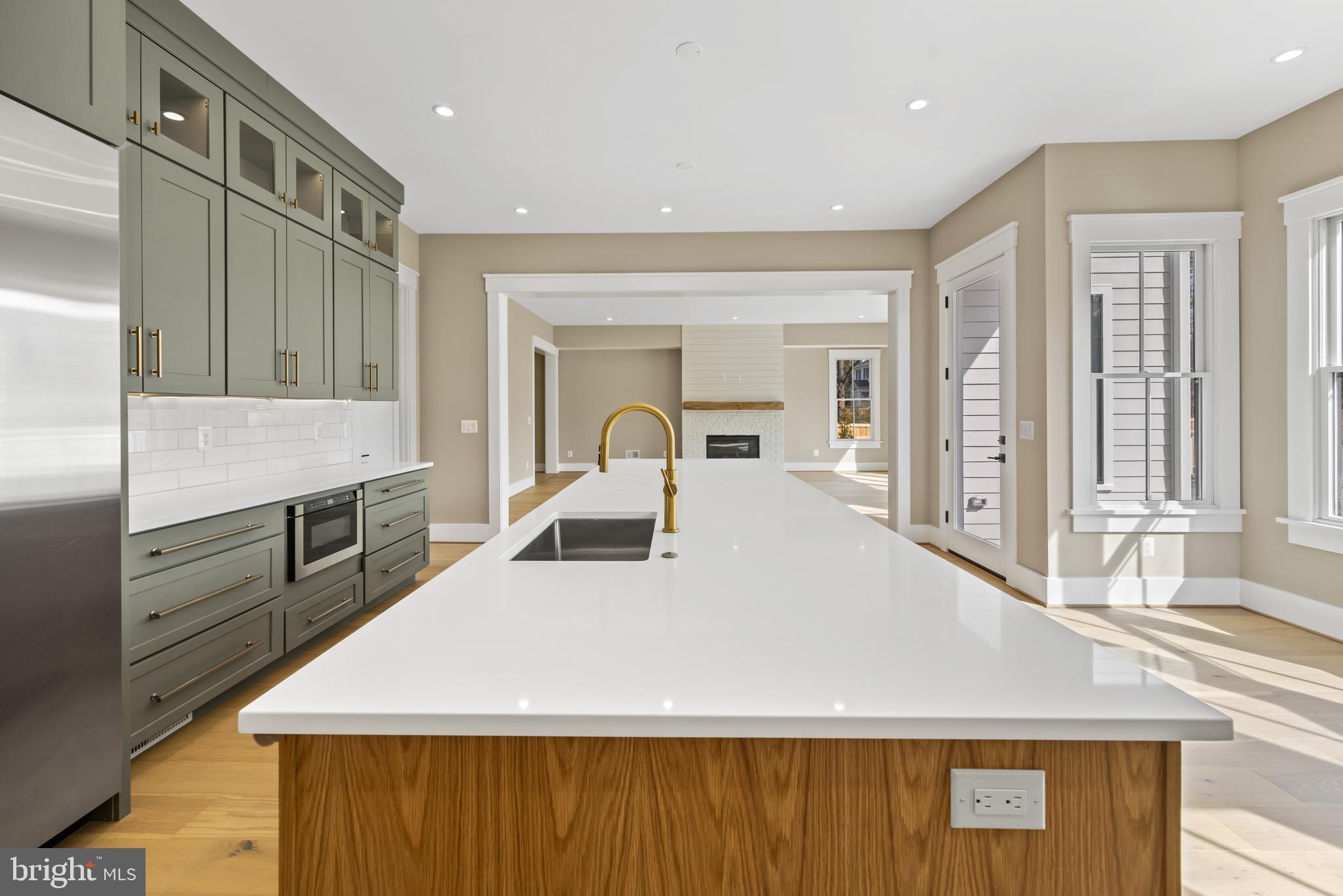 BOULEVARD ACRES - Residential