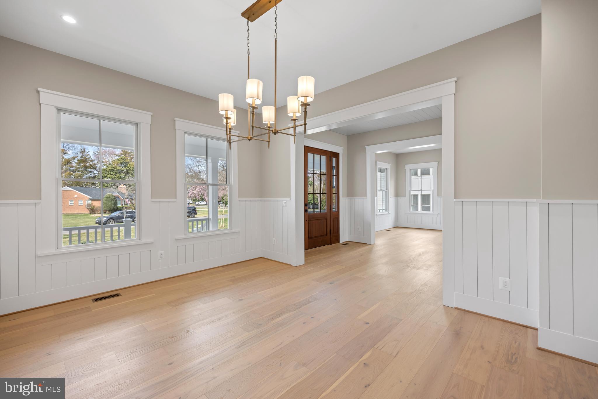 BOULEVARD ACRES - Residential