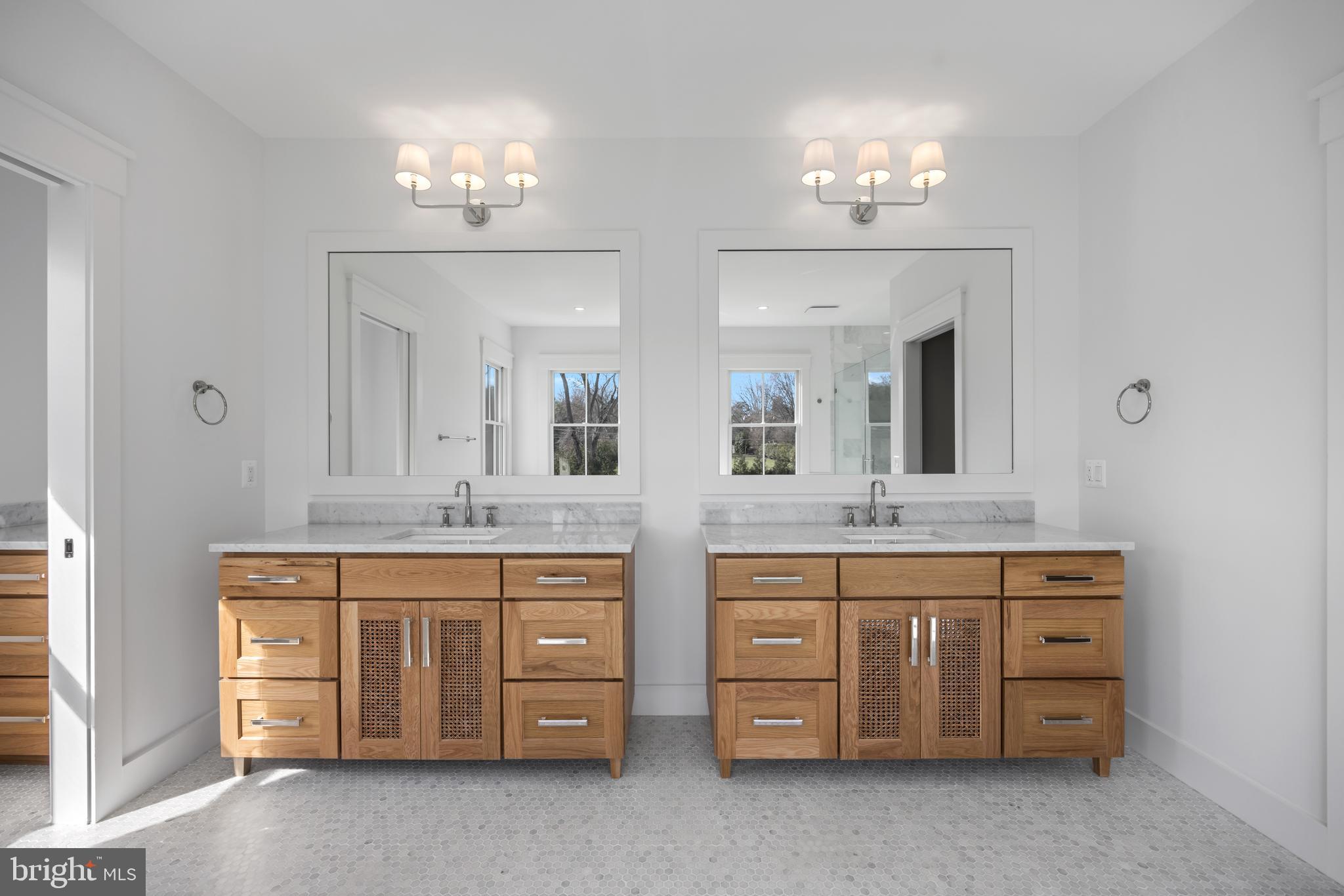 BOULEVARD ACRES - Residential