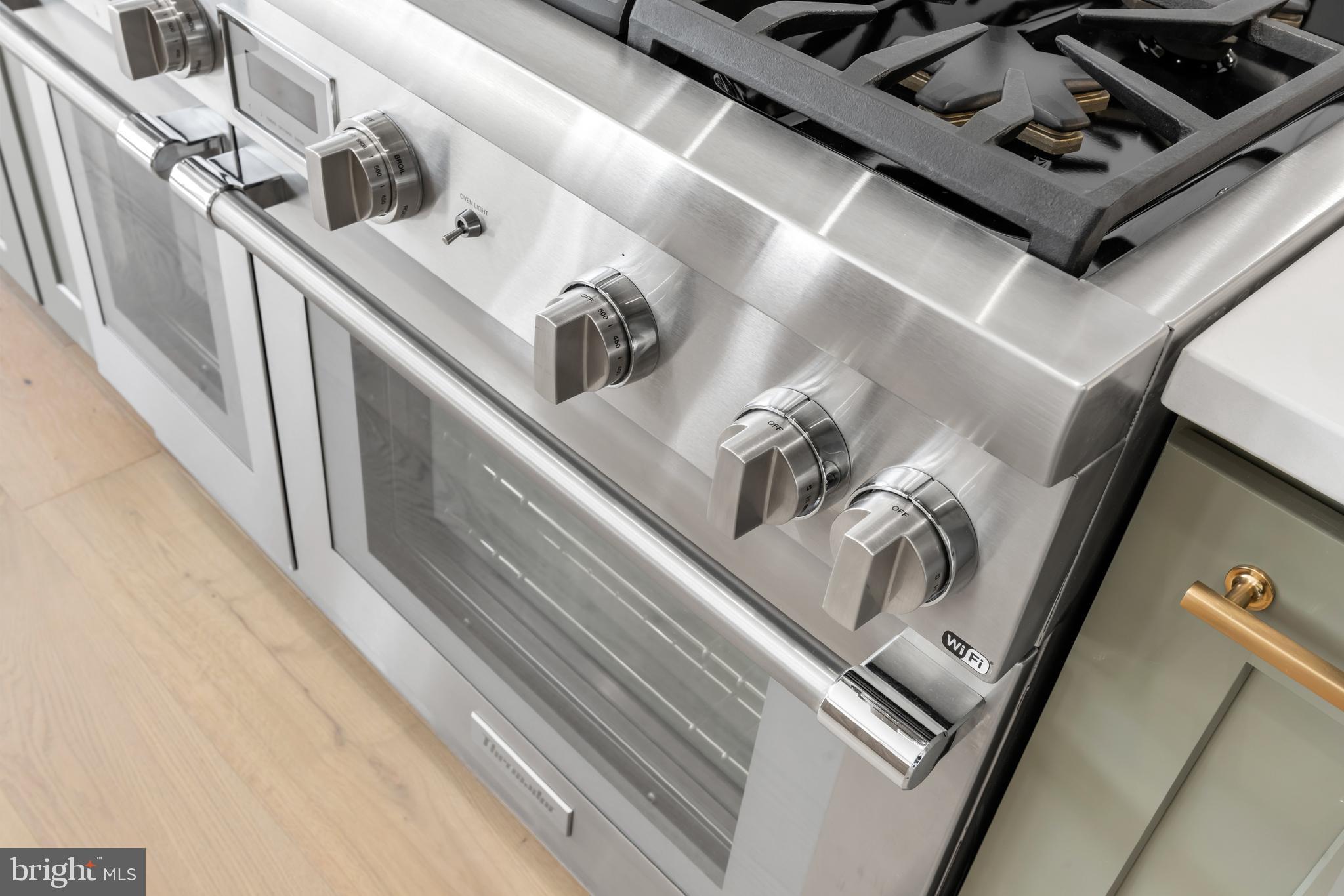 BOULEVARD ACRES - Residential