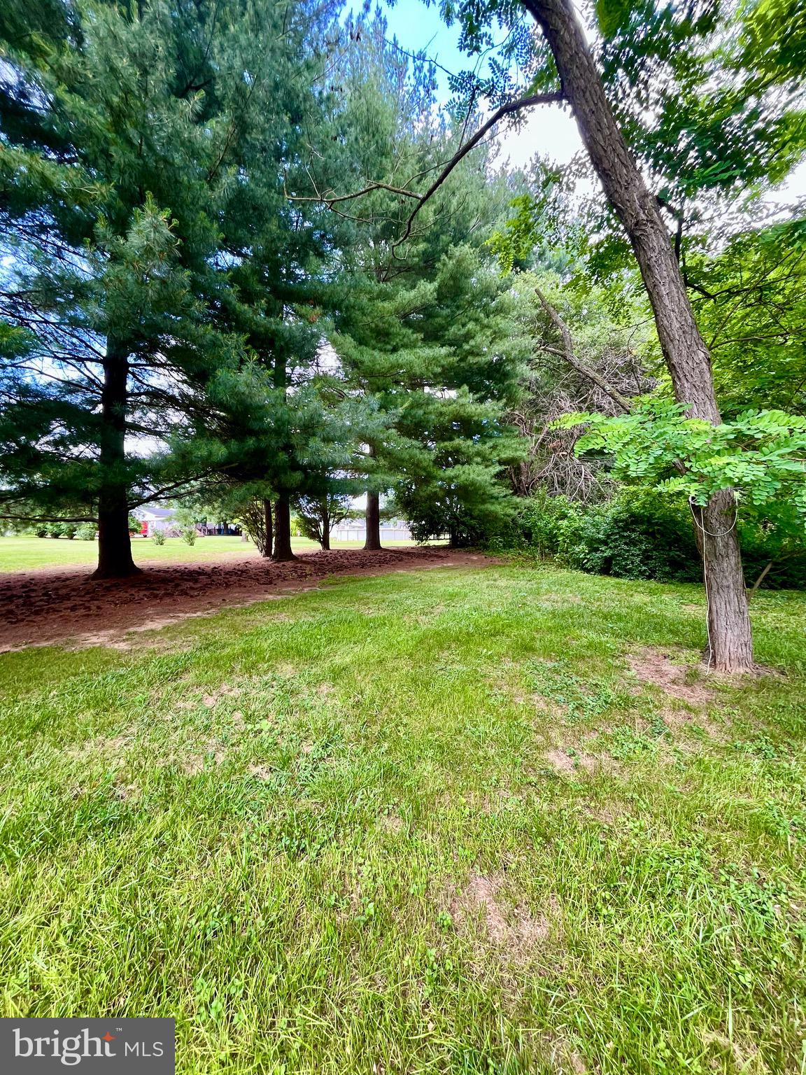 LA-VI ESTATES - Residential