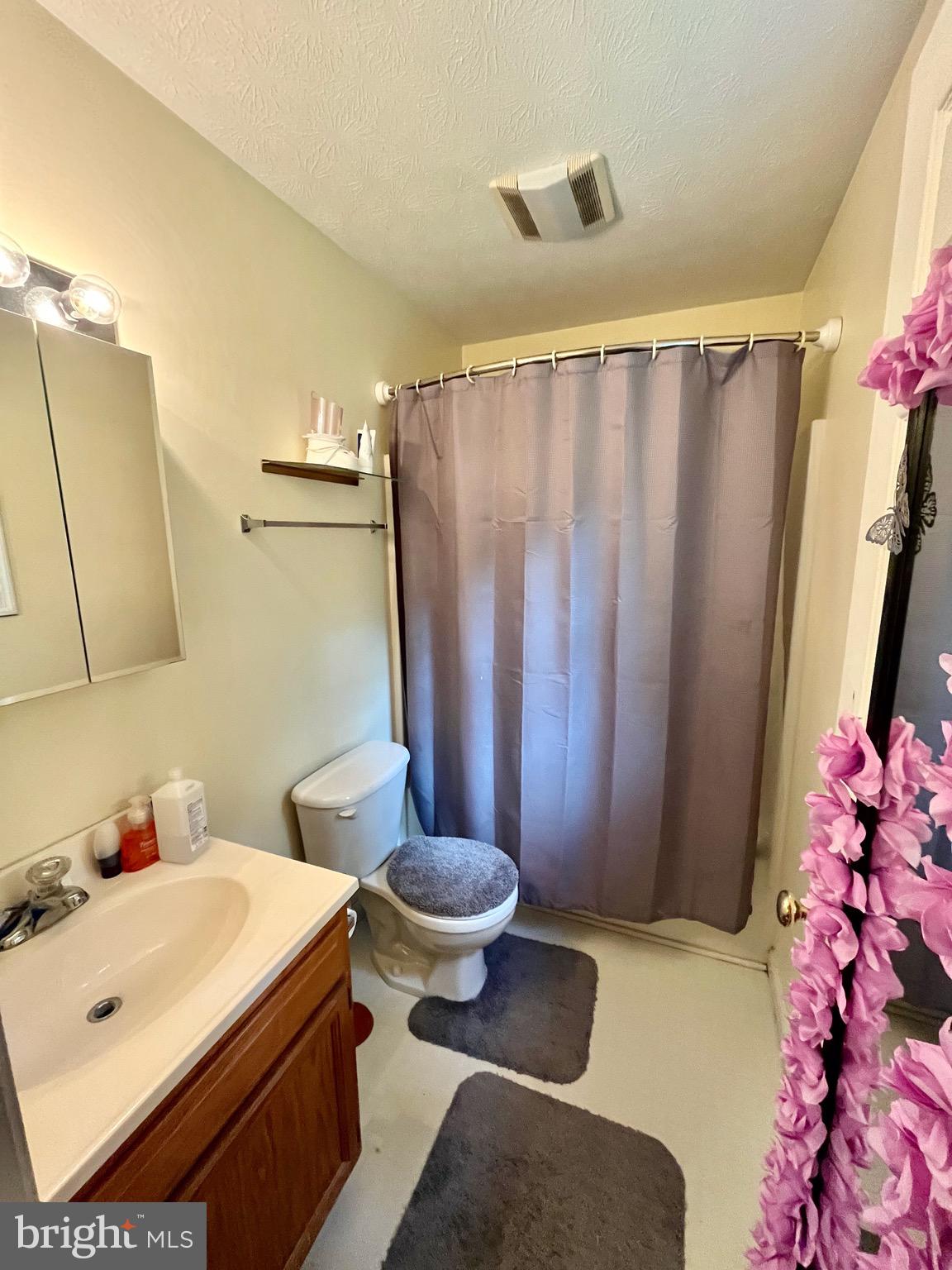 LA-VI ESTATES - Residential