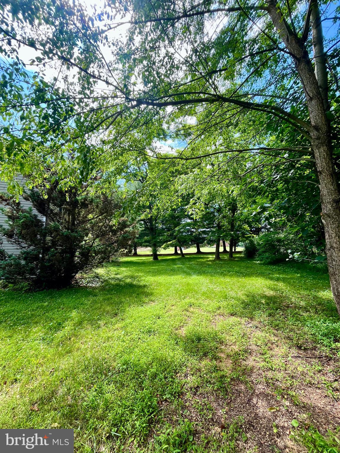 LA-VI ESTATES - Residential