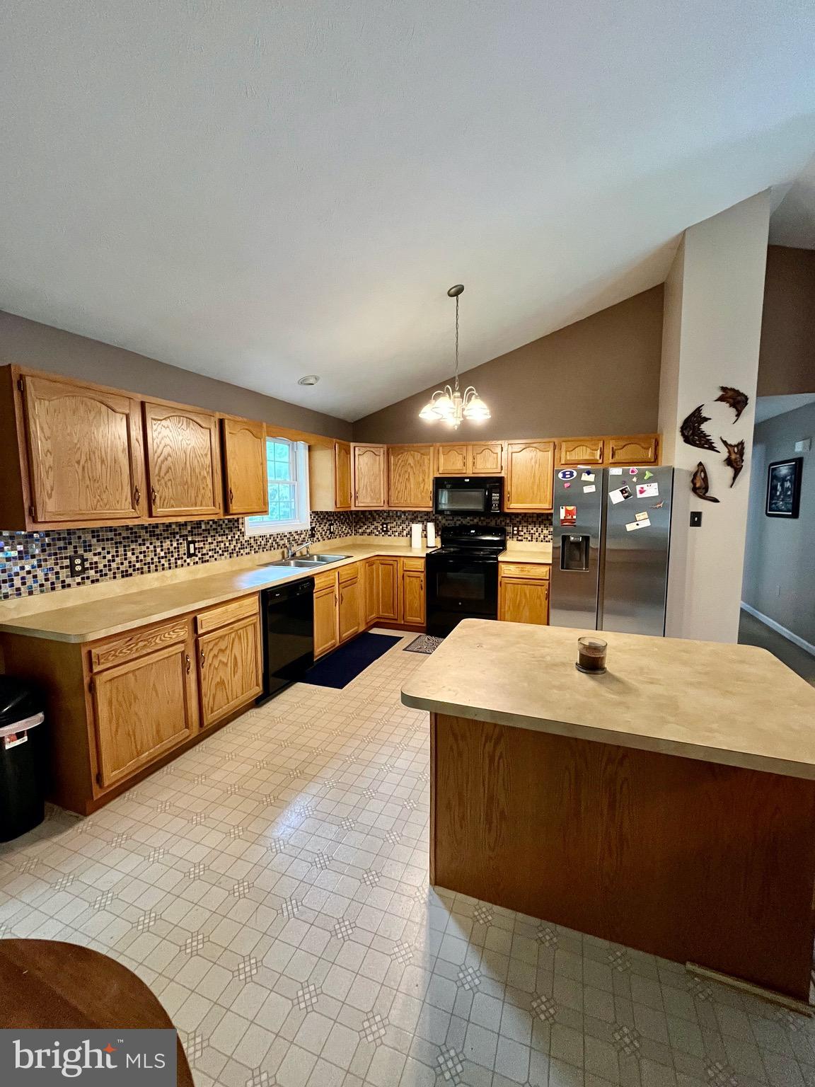 LA-VI ESTATES - Residential