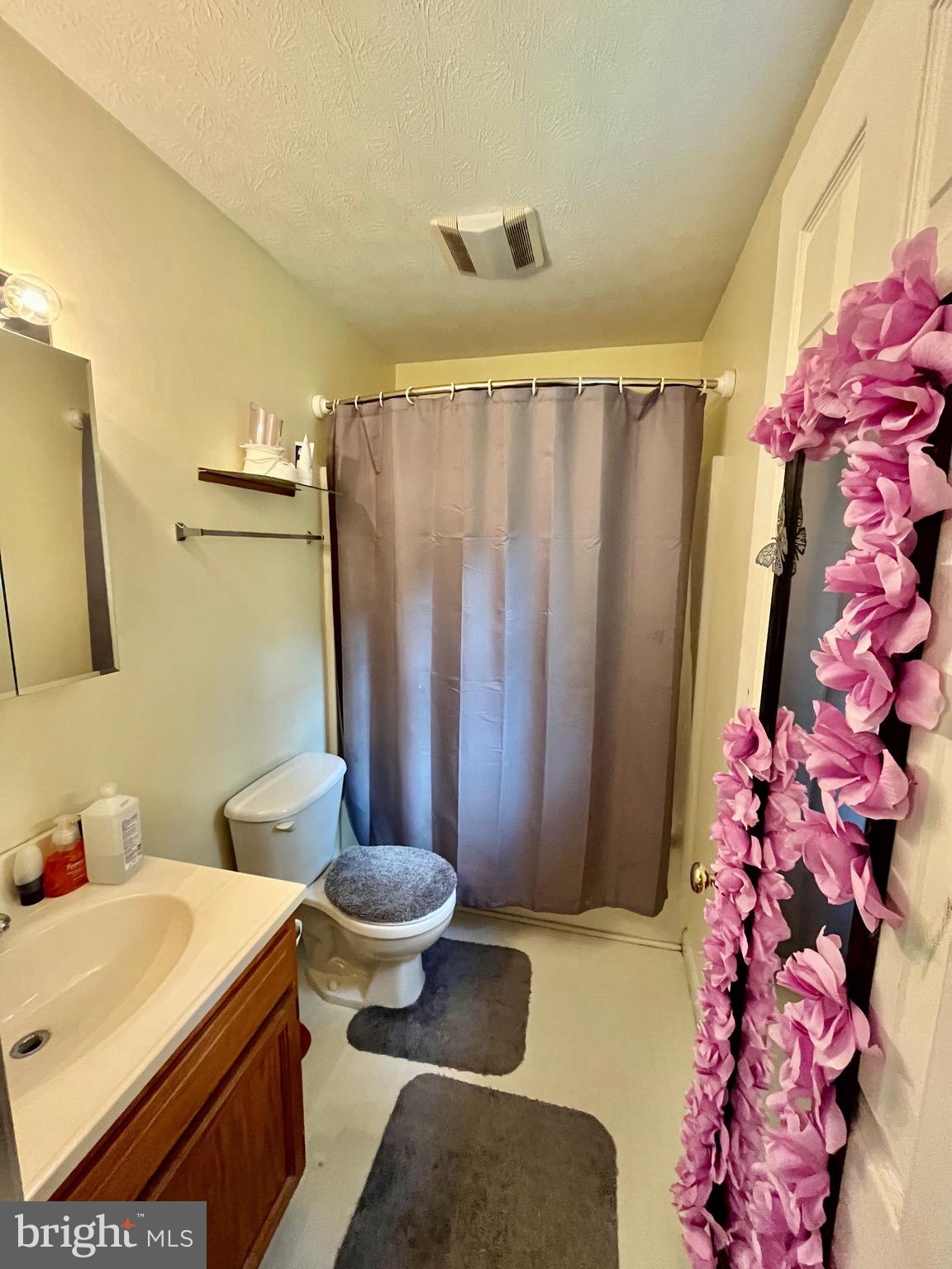 LA-VI ESTATES - Residential