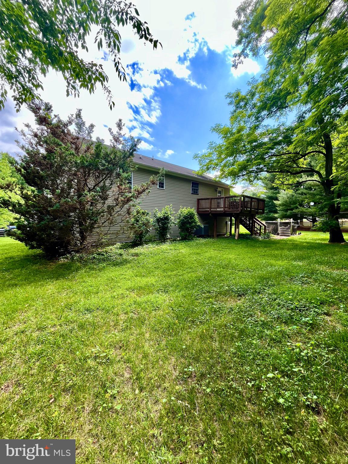 LA-VI ESTATES - Residential