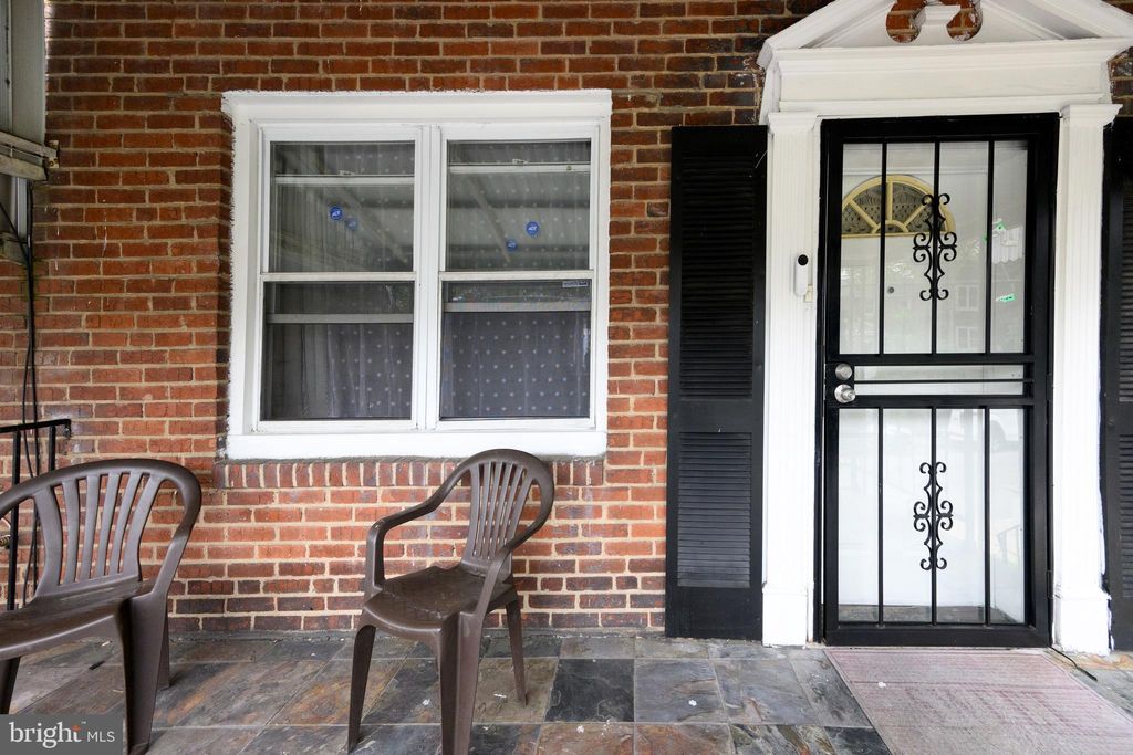 Photo of 268 Hampden Road, UPPER DARBY, PA 19082 (MLS # PADE2092362)