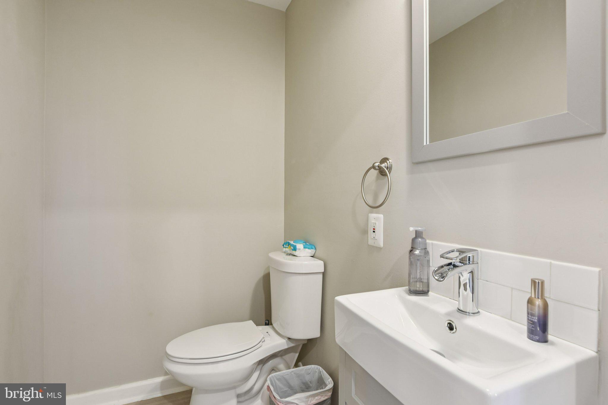 GLEN OAKS - Residential