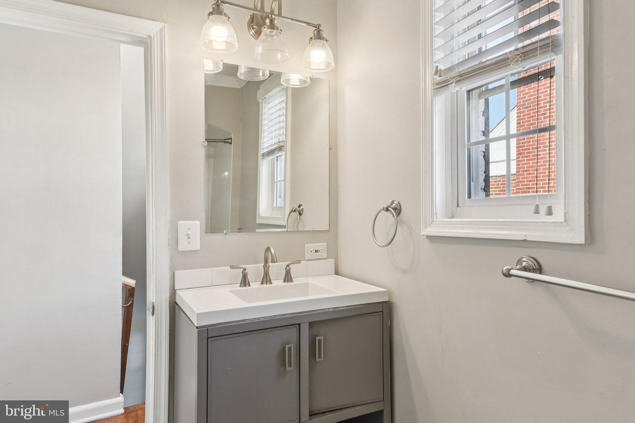 GLEN OAKS - Residential