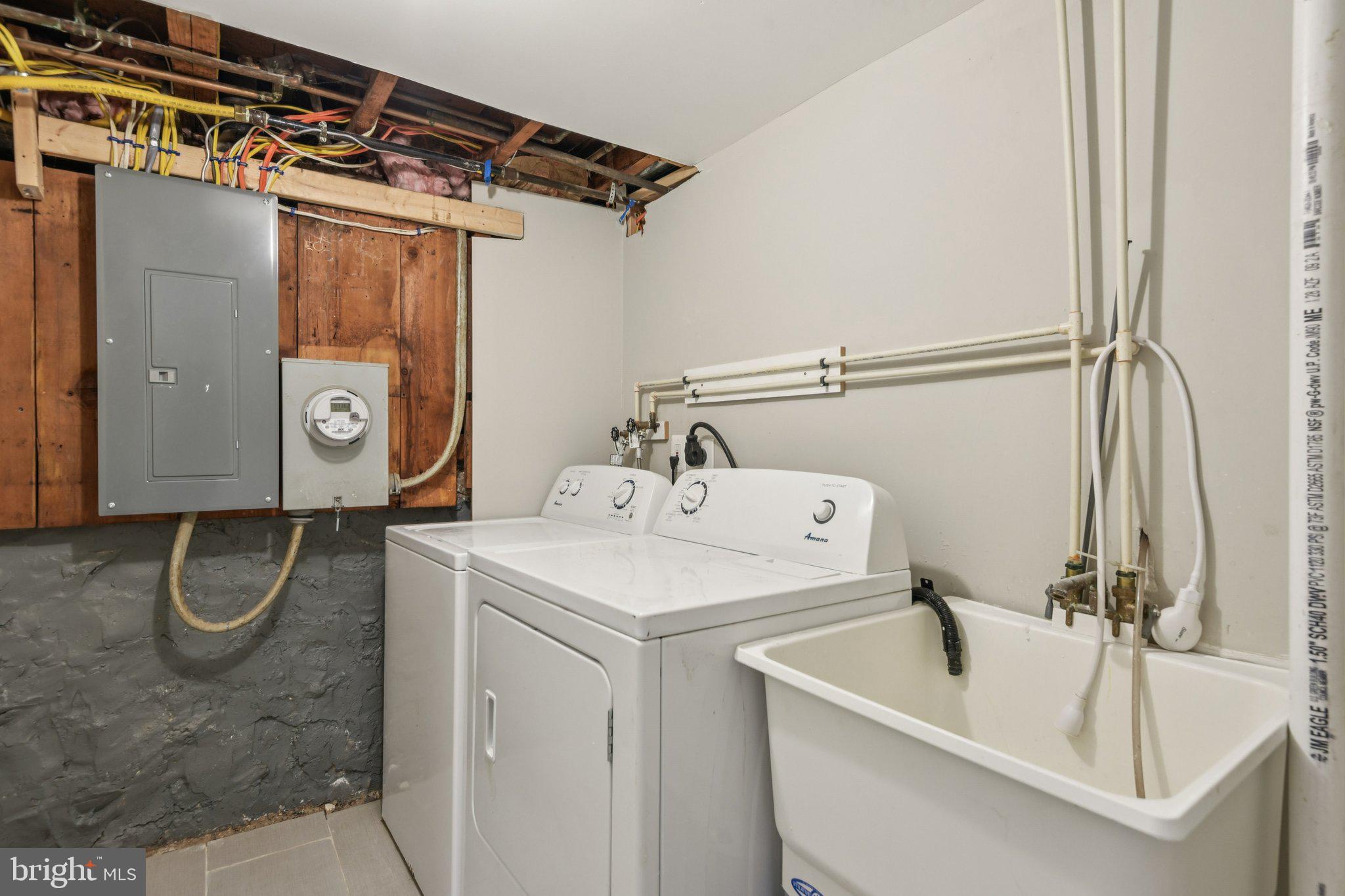 GLEN OAKS - Residential