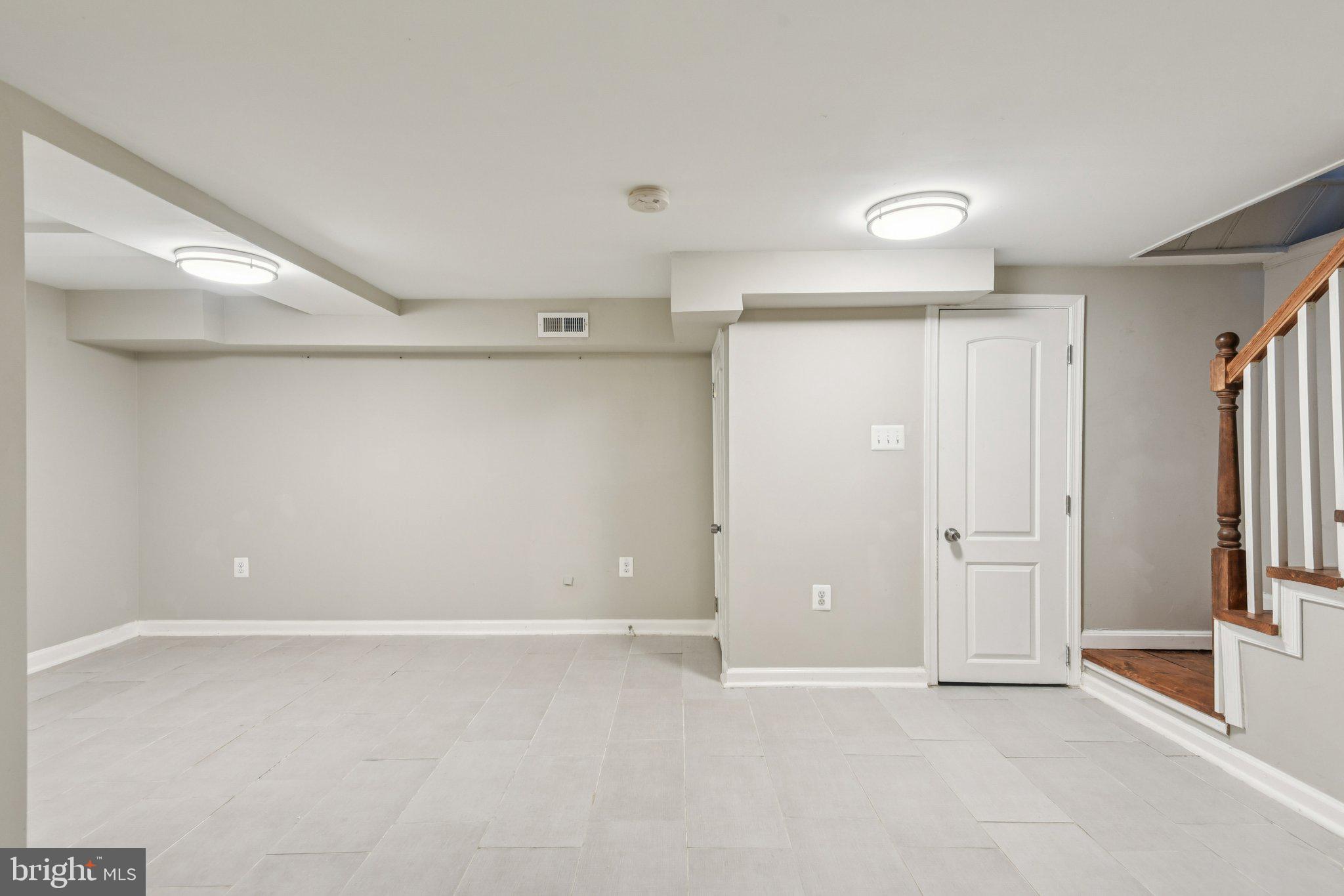 GLEN OAKS - Residential