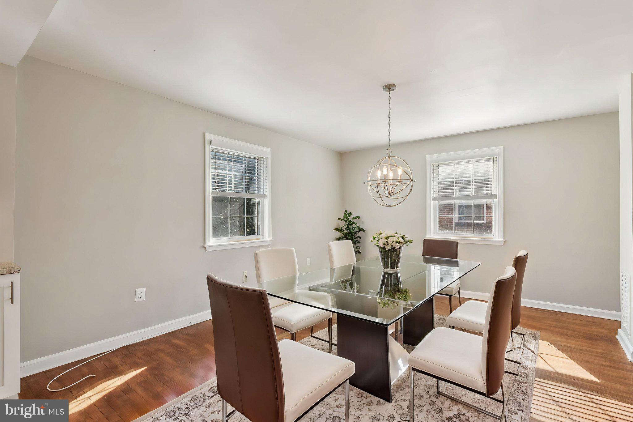 GLEN OAKS - Residential