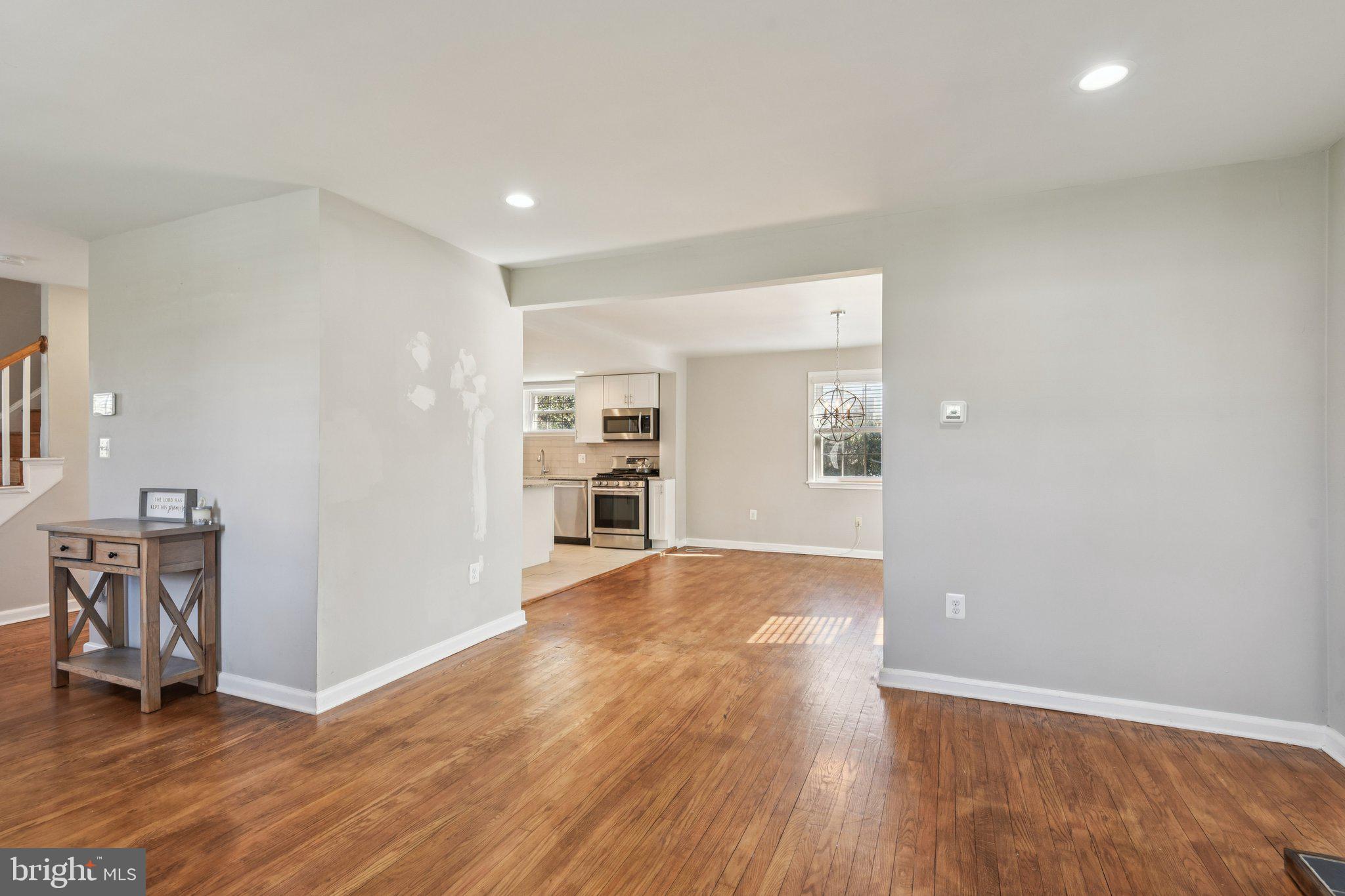 GLEN OAKS - Residential