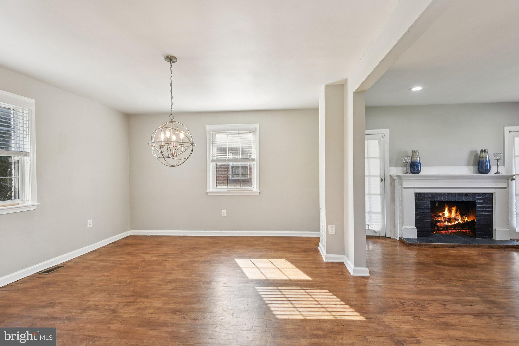 GLEN OAKS - Residential