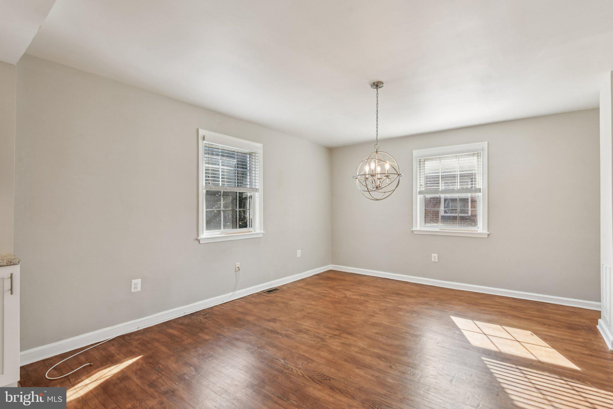 GLEN OAKS - Residential