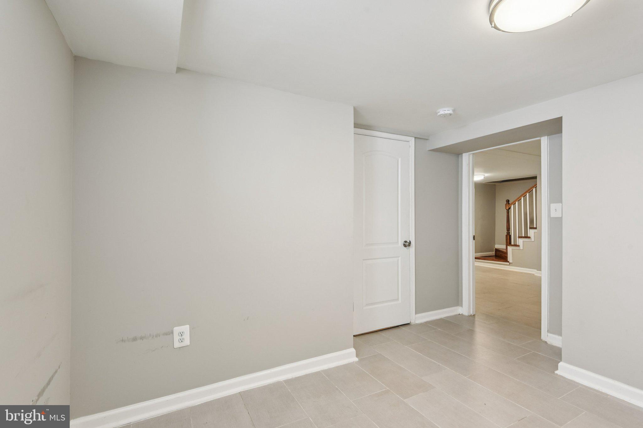 GLEN OAKS - Residential