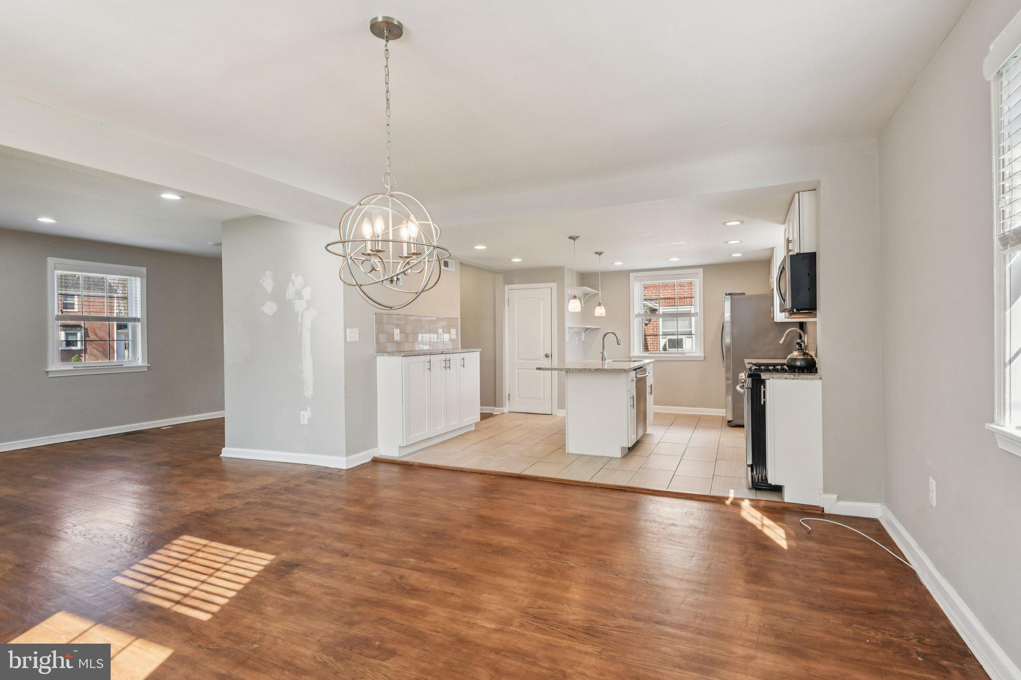 GLEN OAKS - Residential