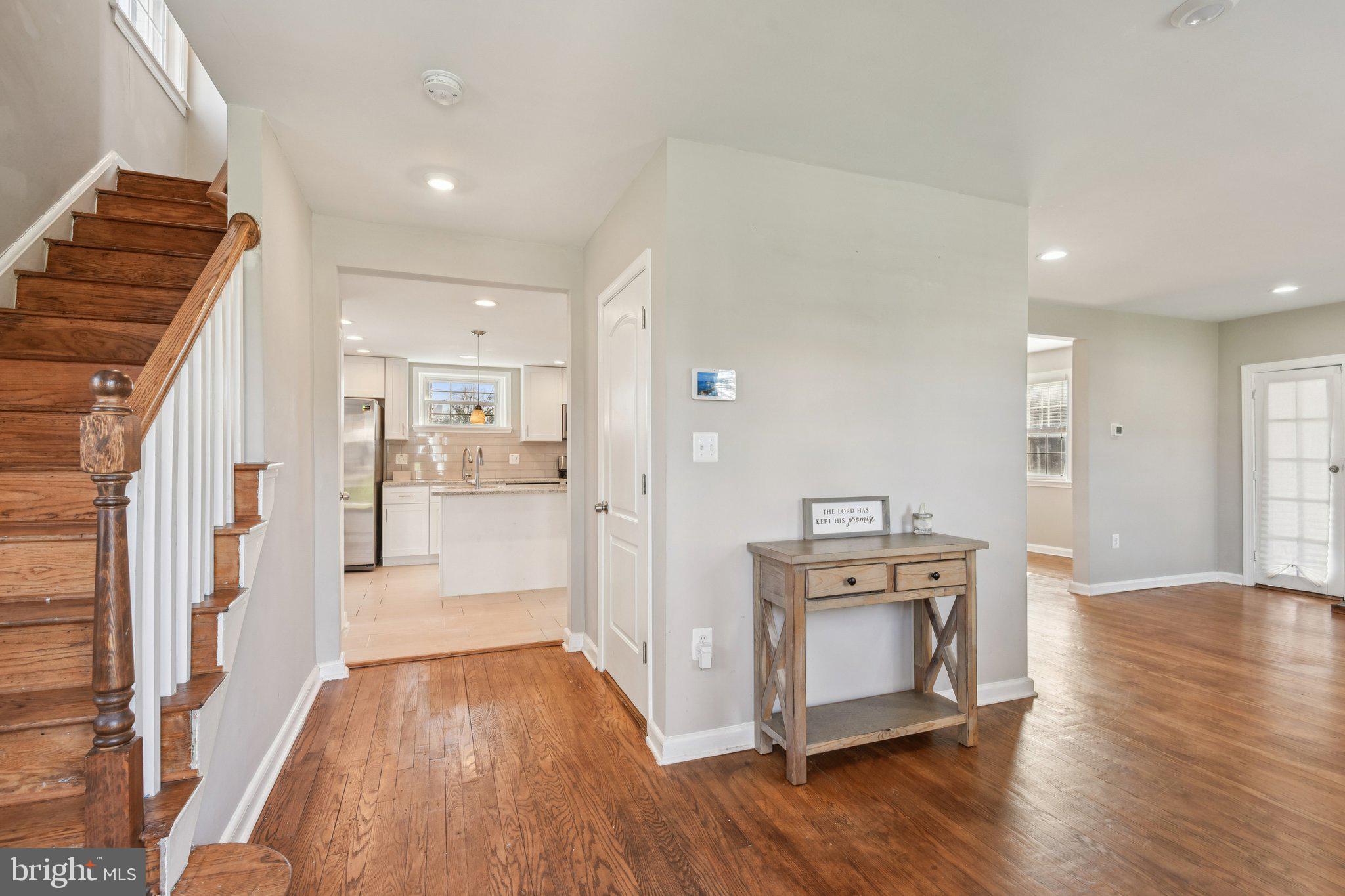 GLEN OAKS - Residential