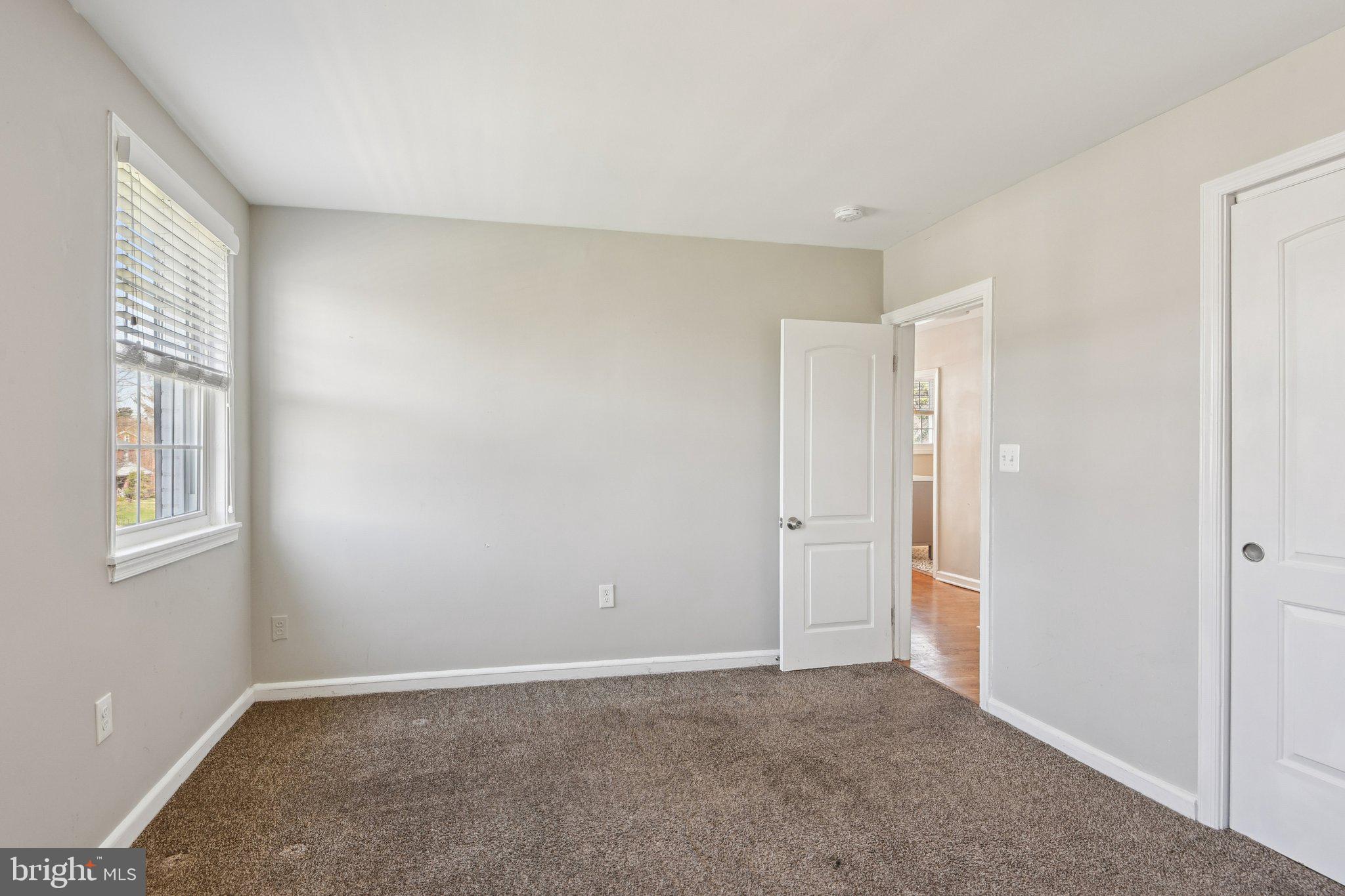 GLEN OAKS - Residential