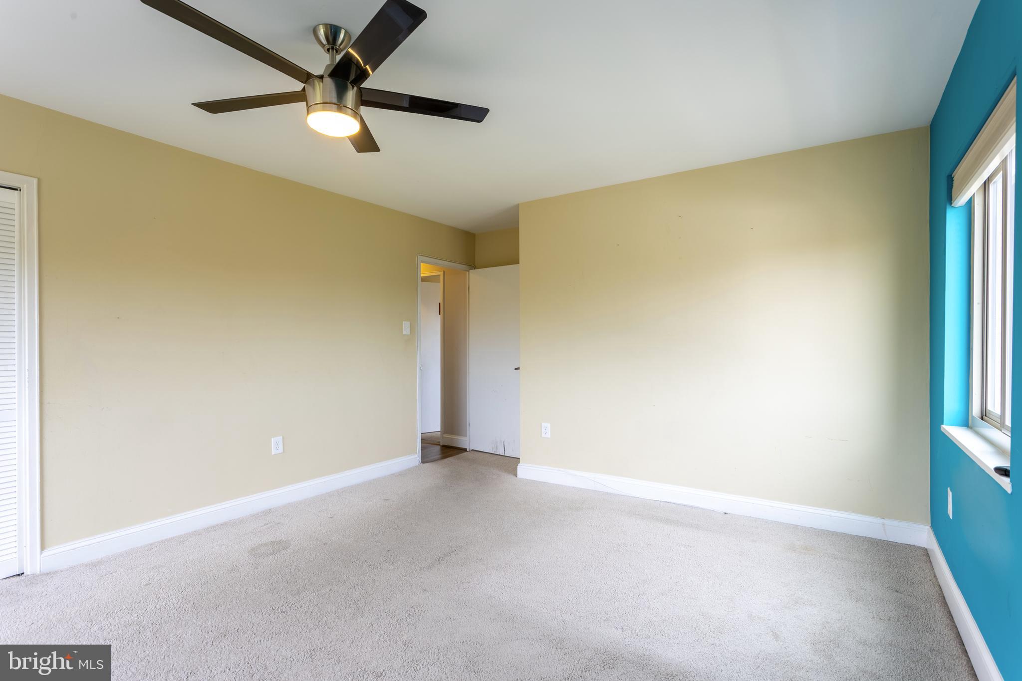 PARK TOWERS WEST - Residential