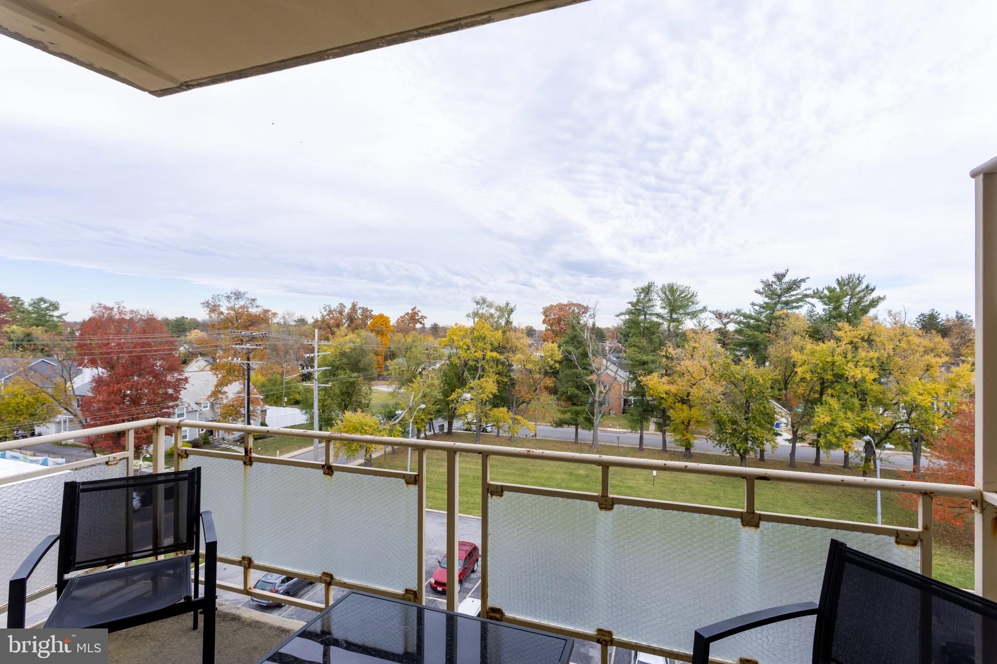 PARK TOWERS WEST - Residential