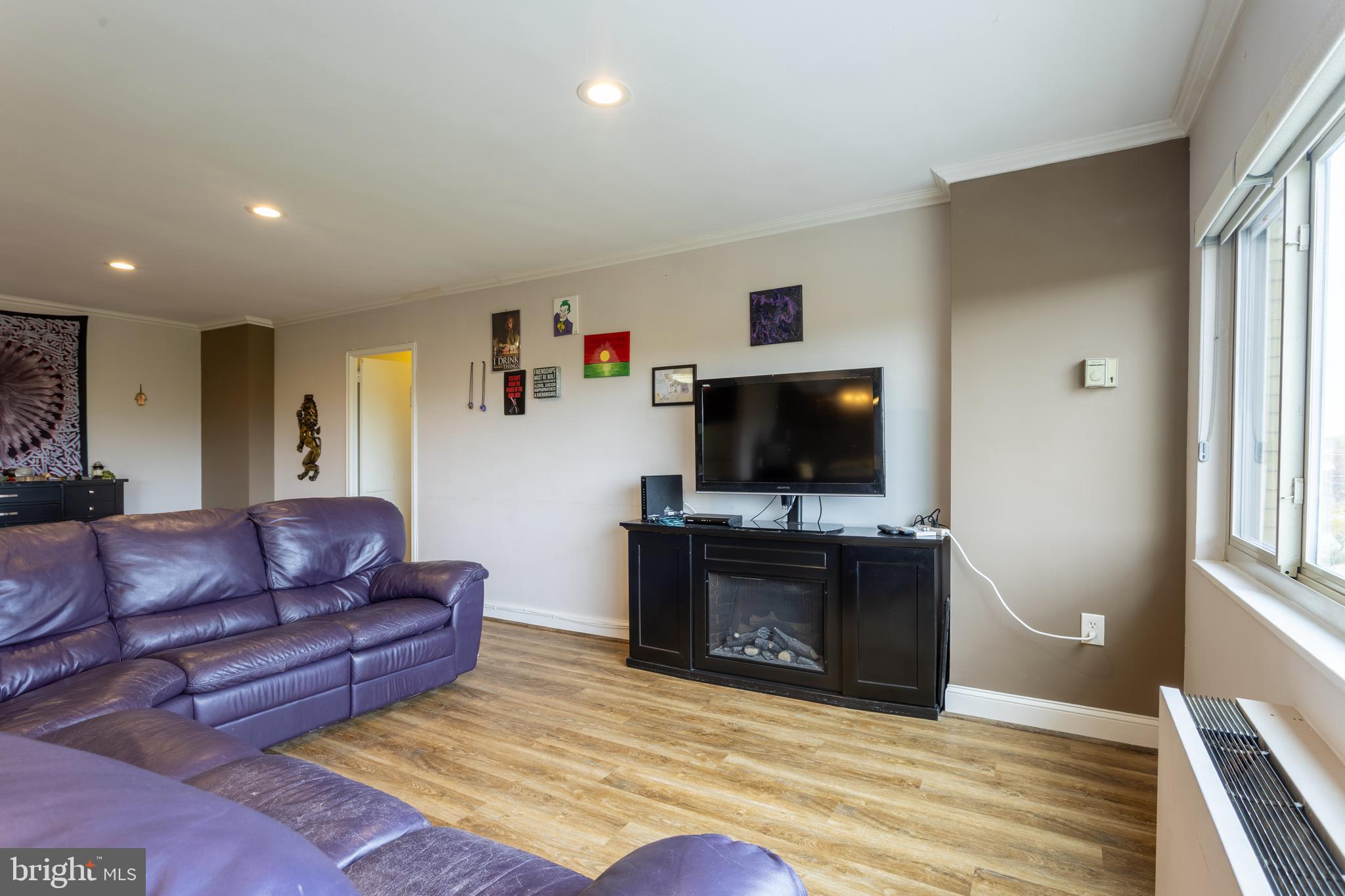 PARK TOWERS WEST - Residential