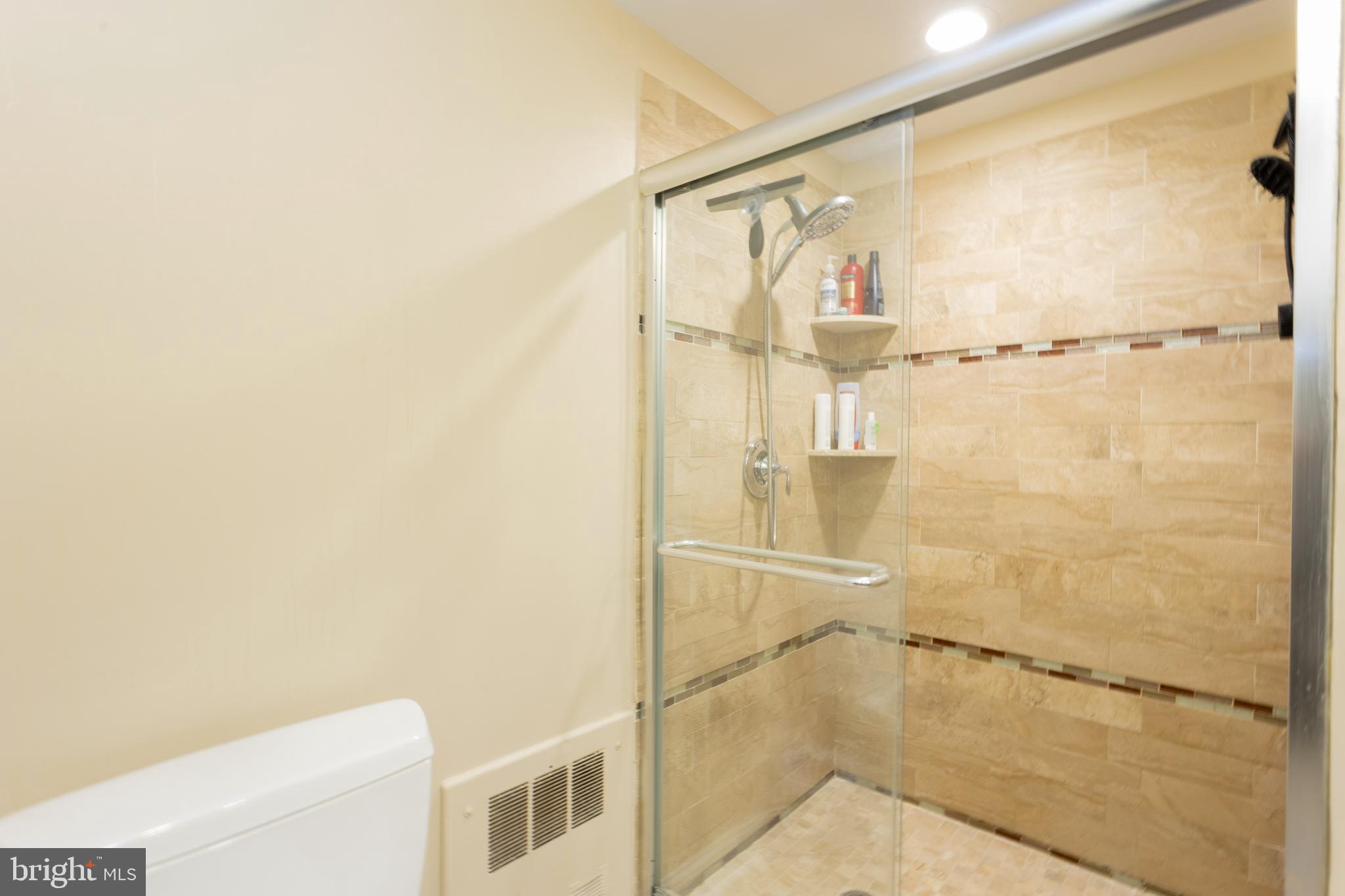 PARK TOWERS WEST - Residential