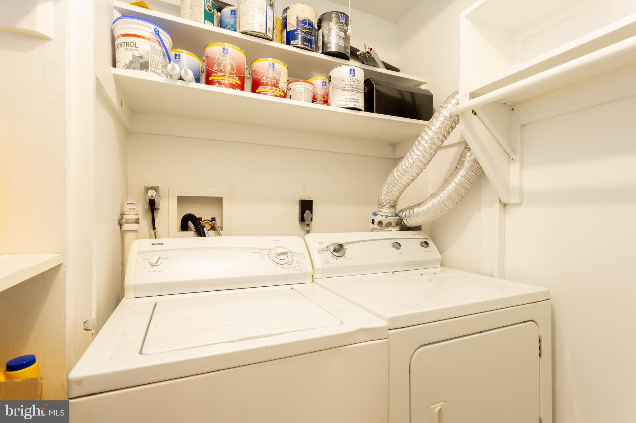 PARK TOWERS WEST - Residential